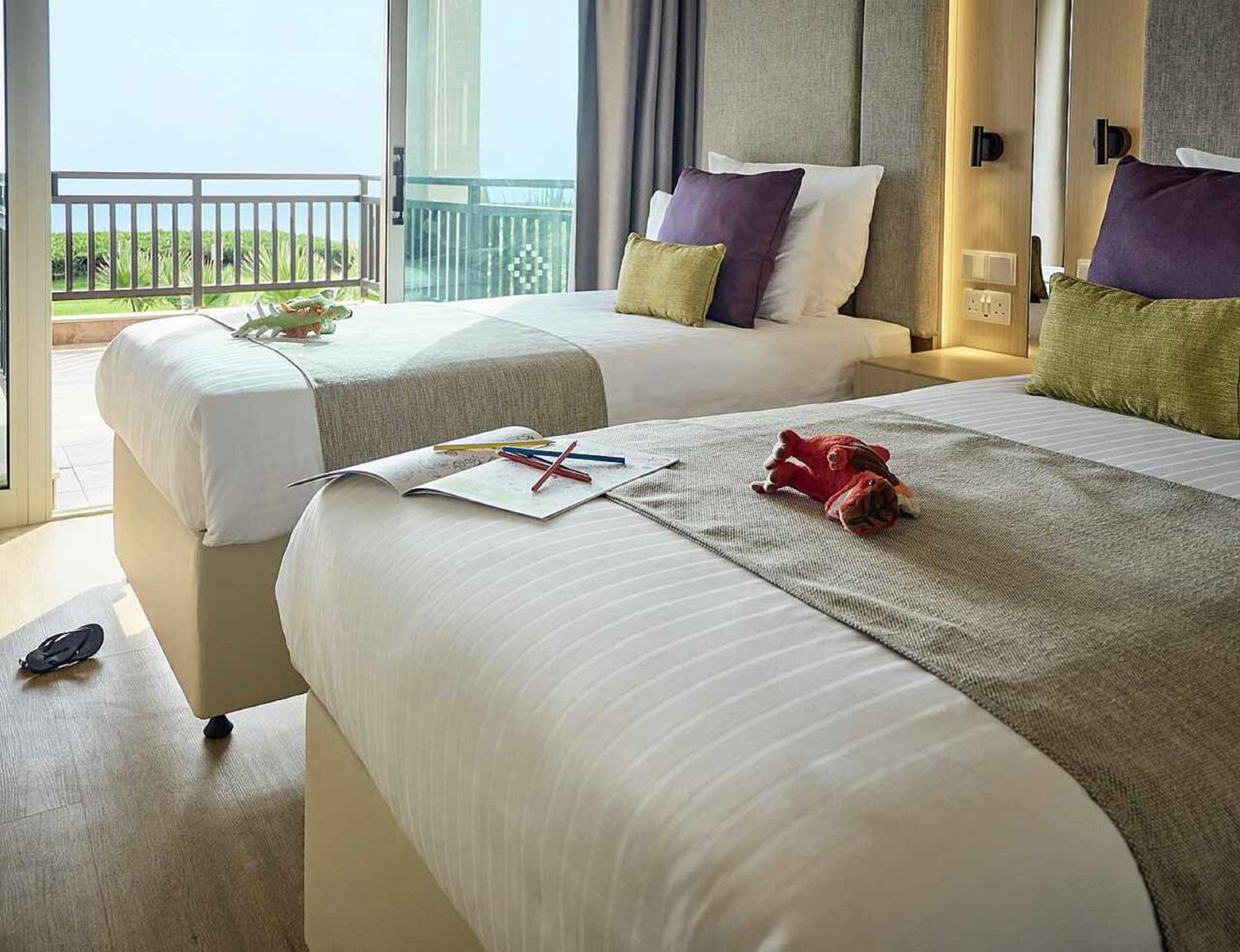 Family Room with Sea View photo 2
