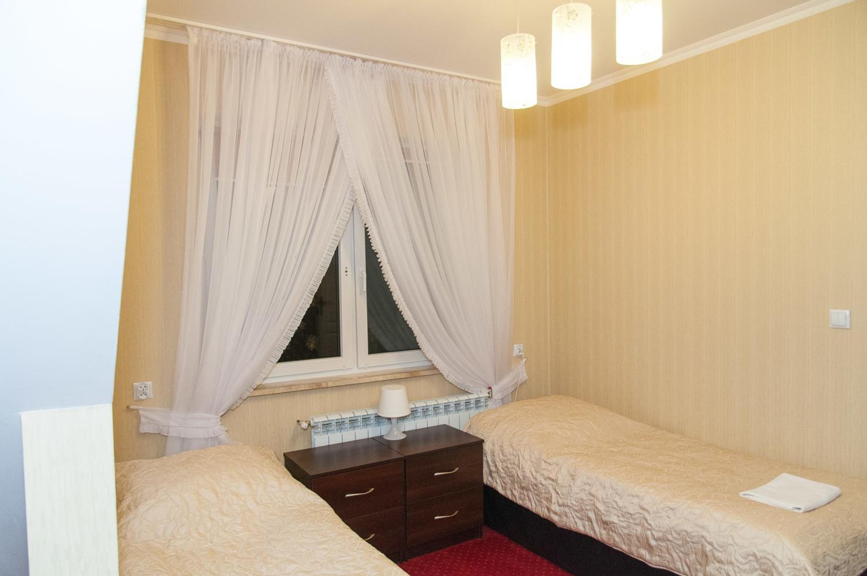 Double Room - Photo 5