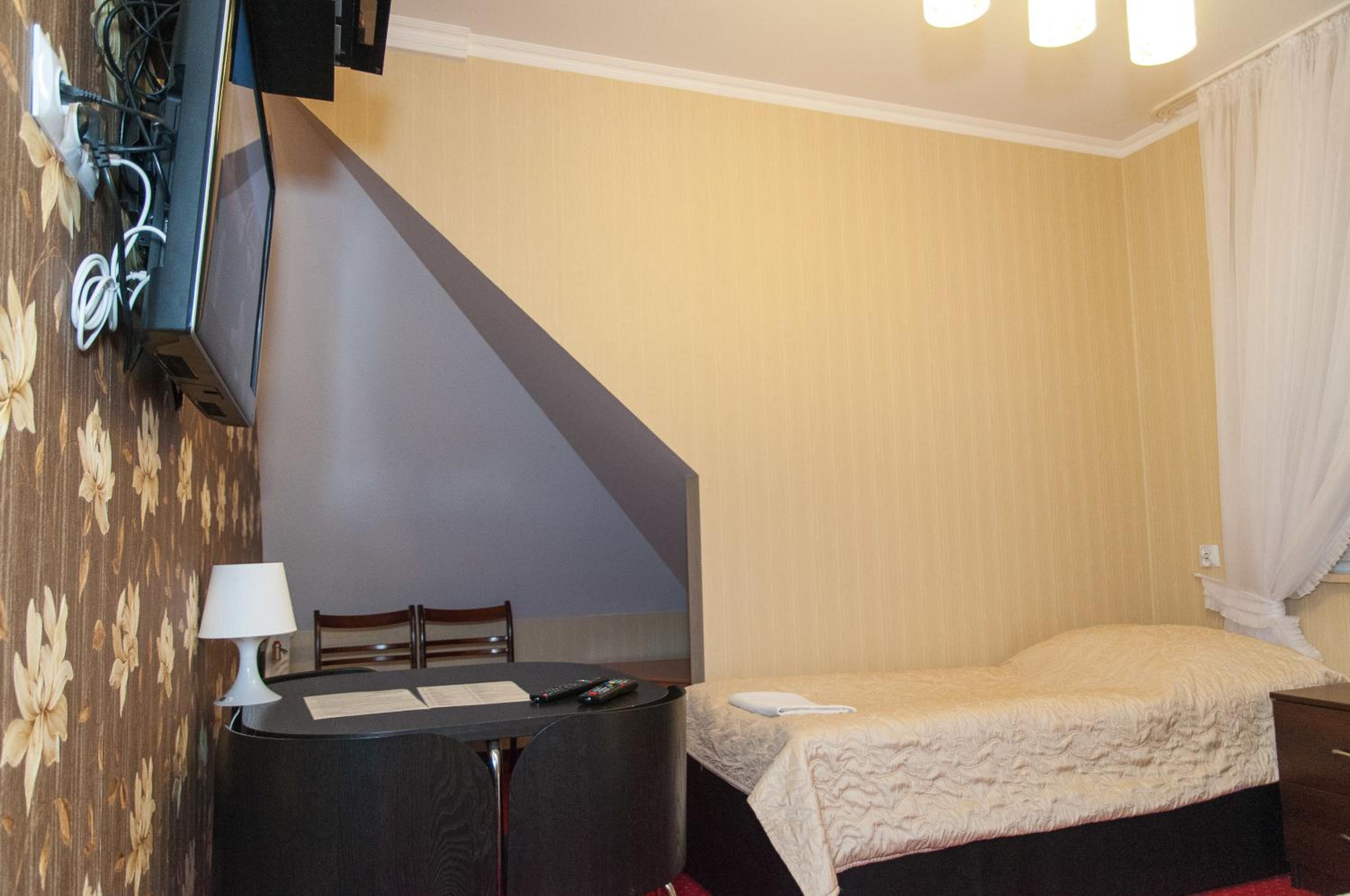 Double Room - Photo 6