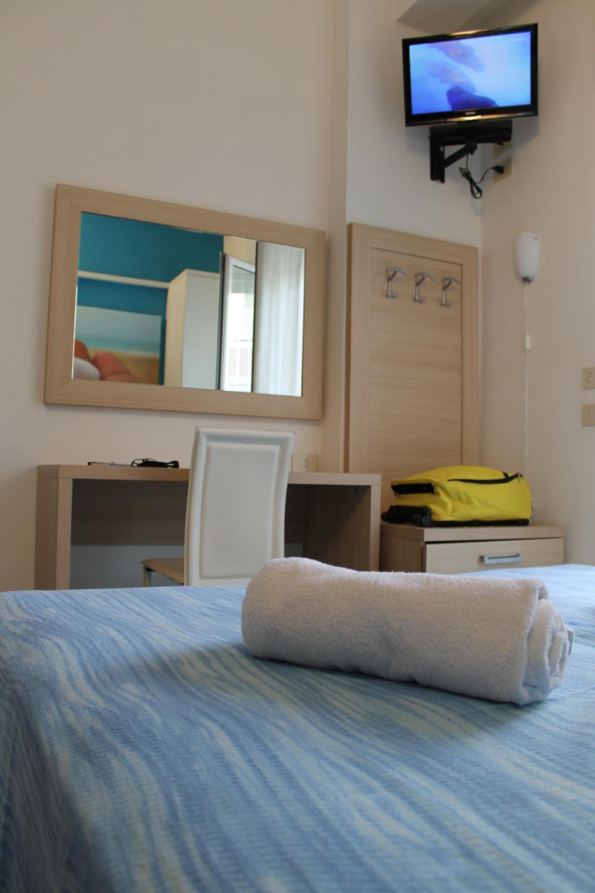 Economy Double or Twin Room - Photo 1