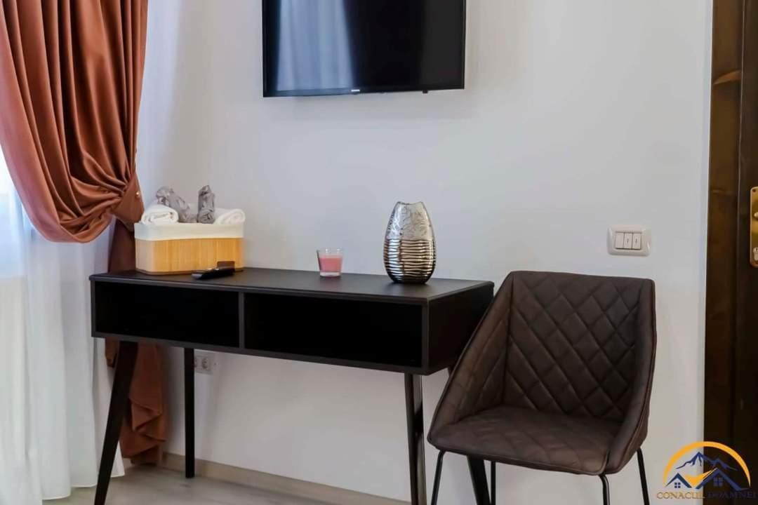 Double Room with Garden View - Photo 15