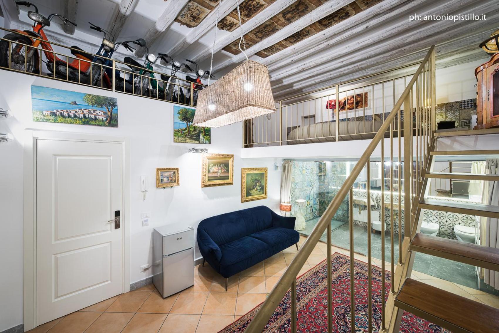Family Room - Photo 11