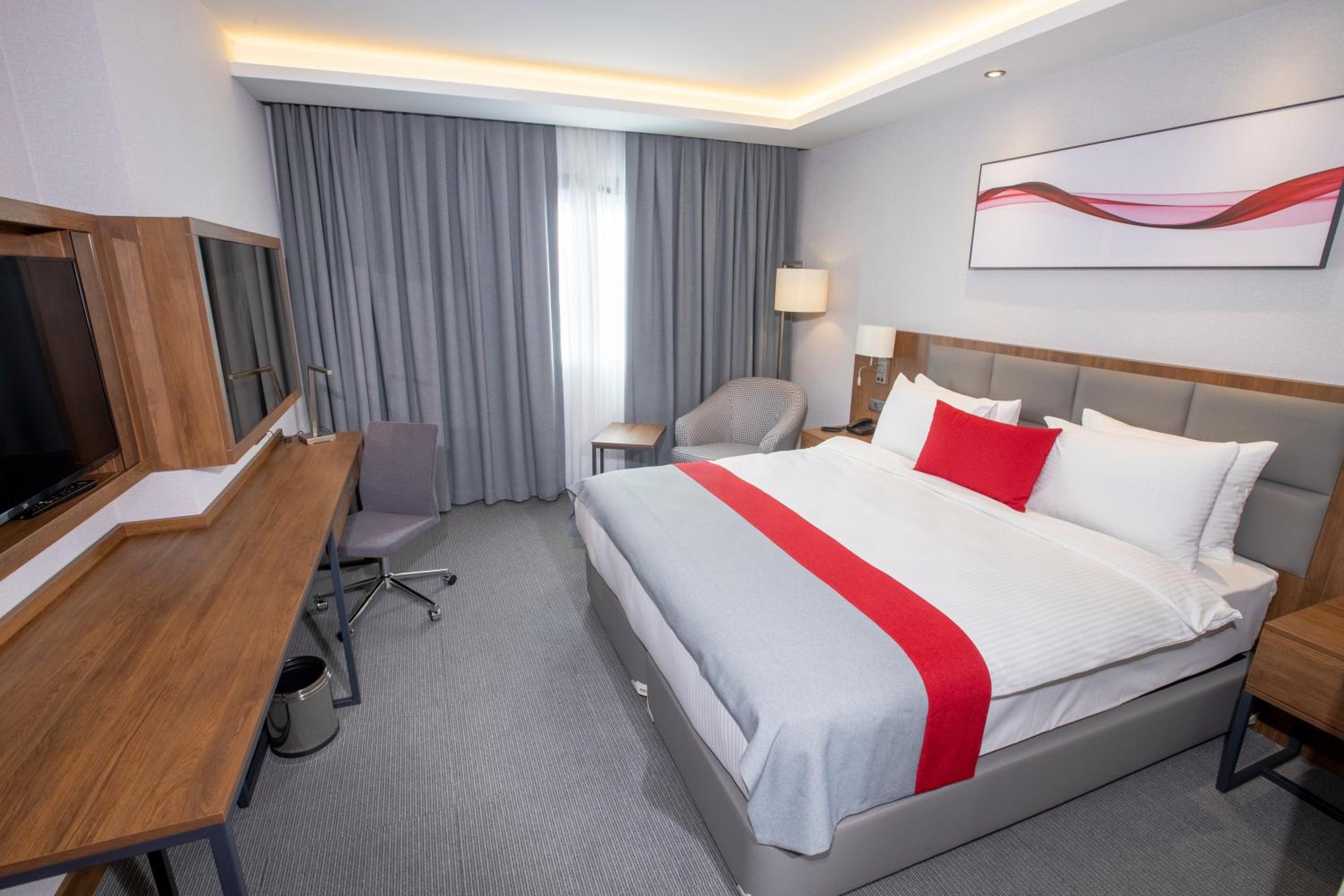 Standard King Room - Photo 4