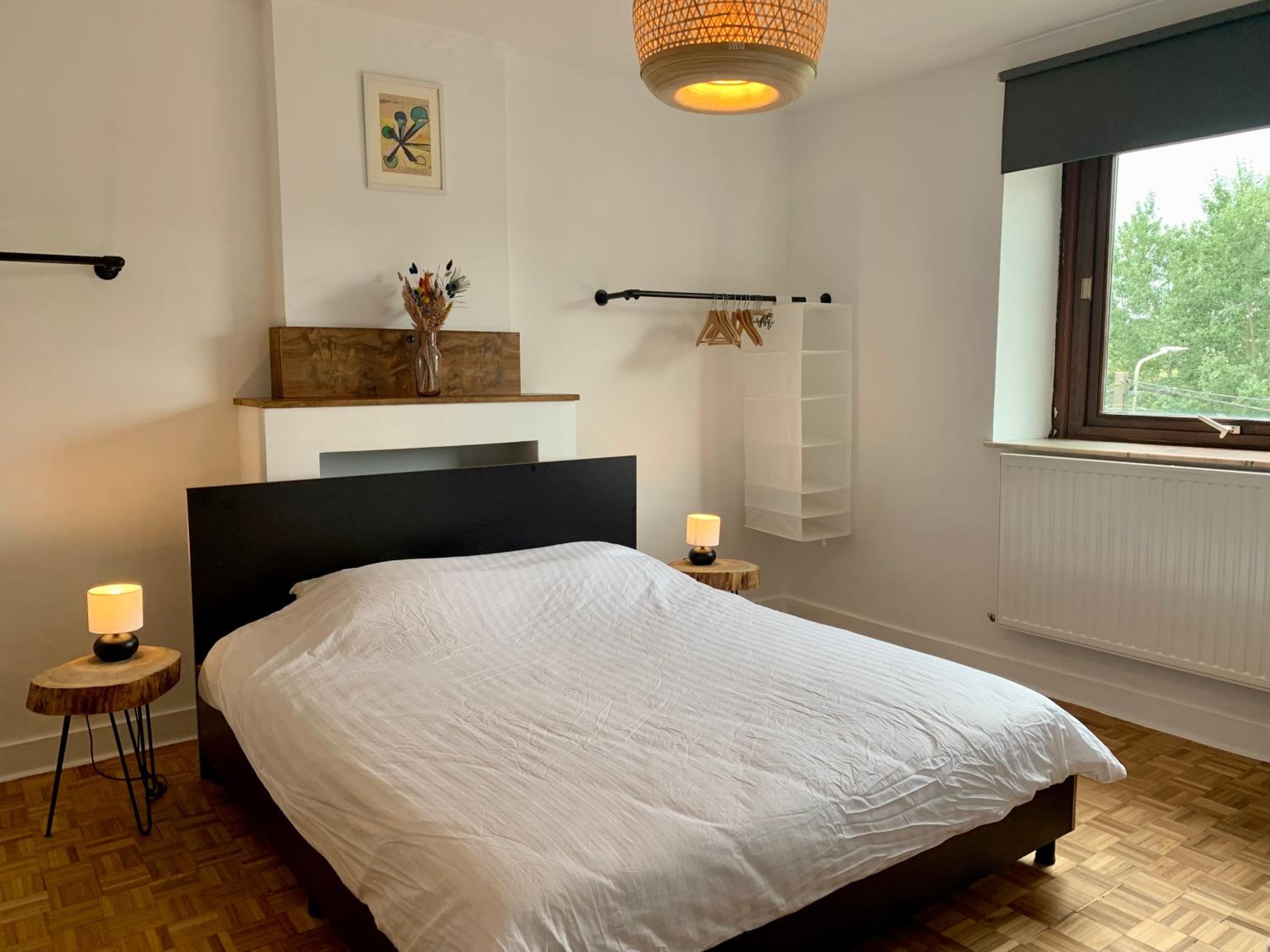 Five-Bedroom House photo 2