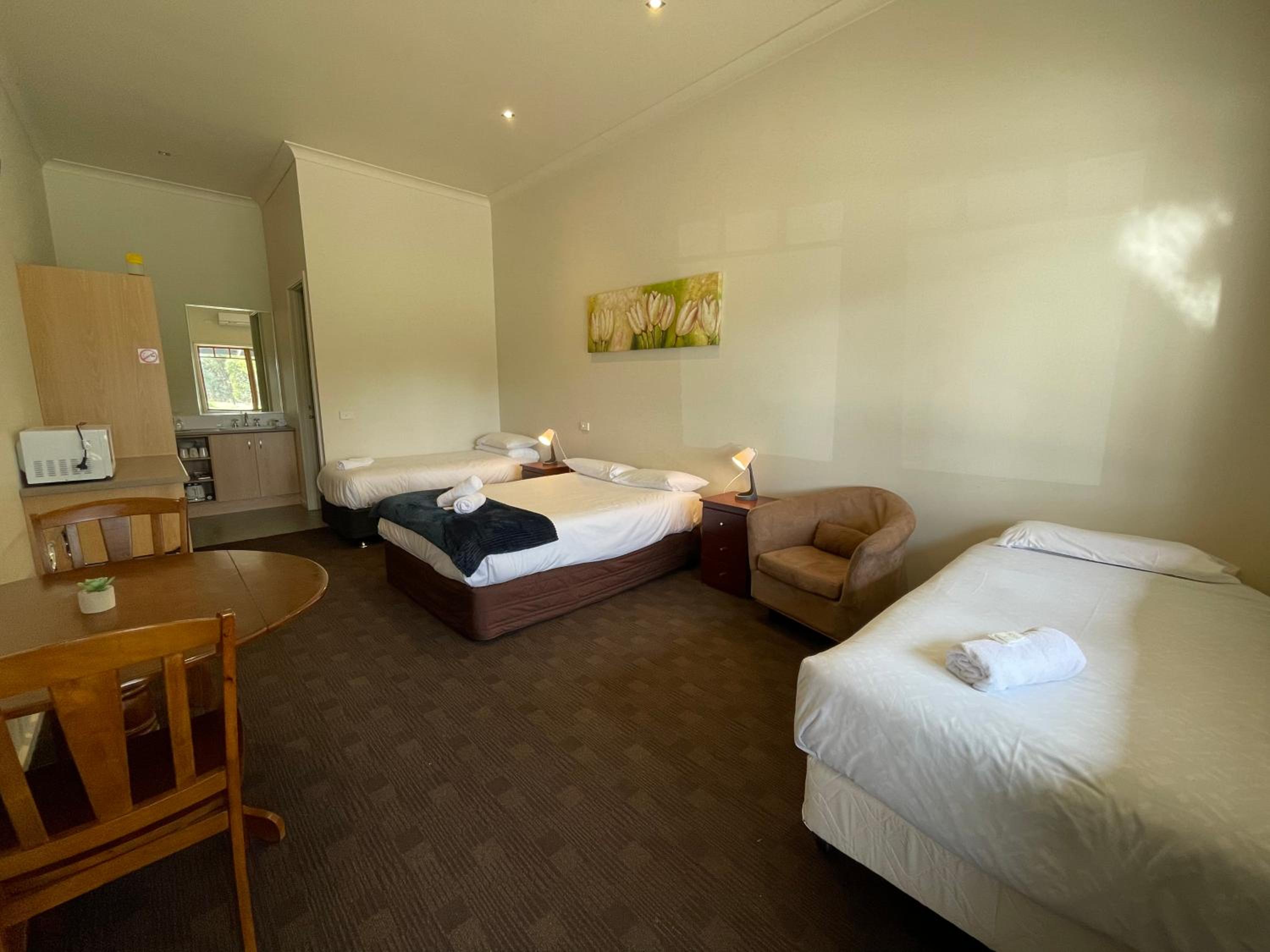 Quadruple Room With Bathroom