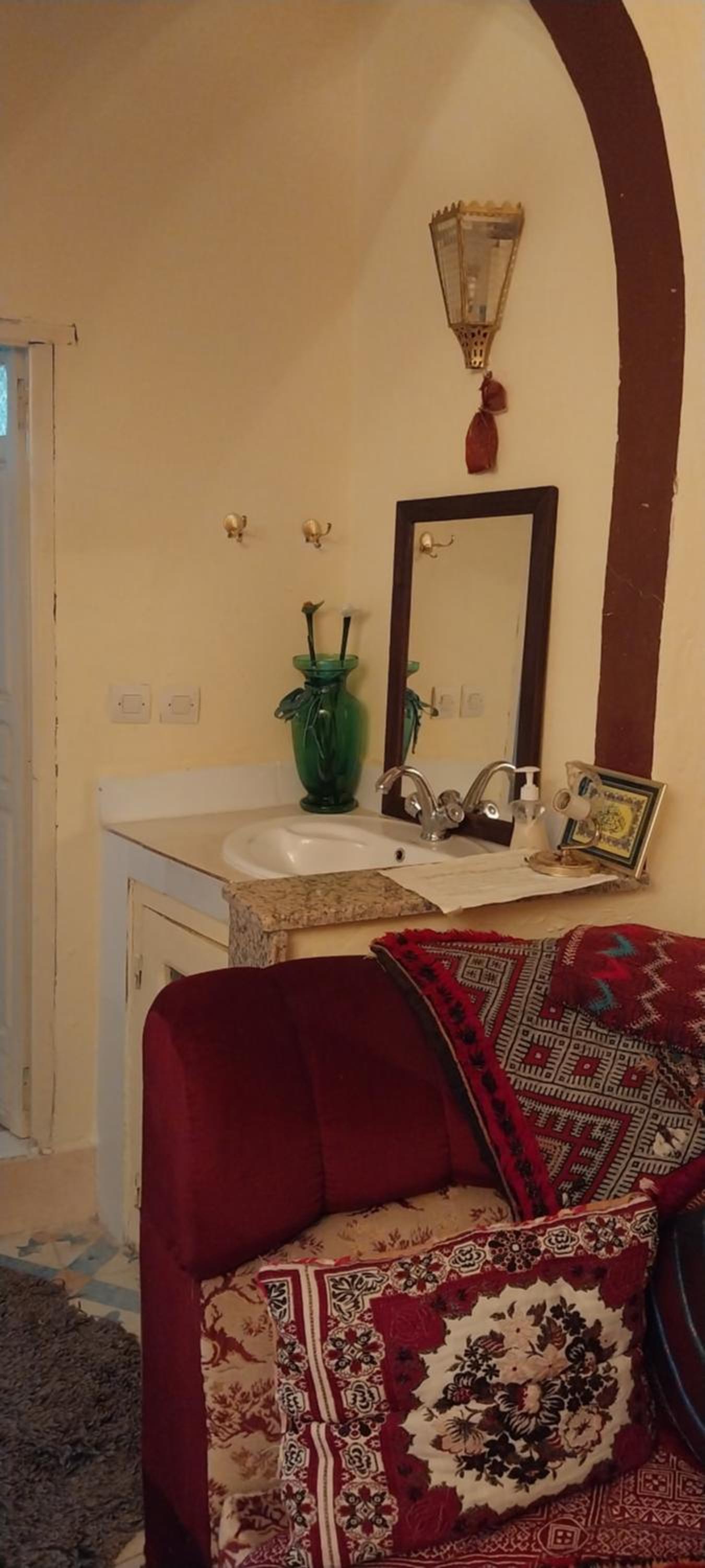 Family Room - Photo 8