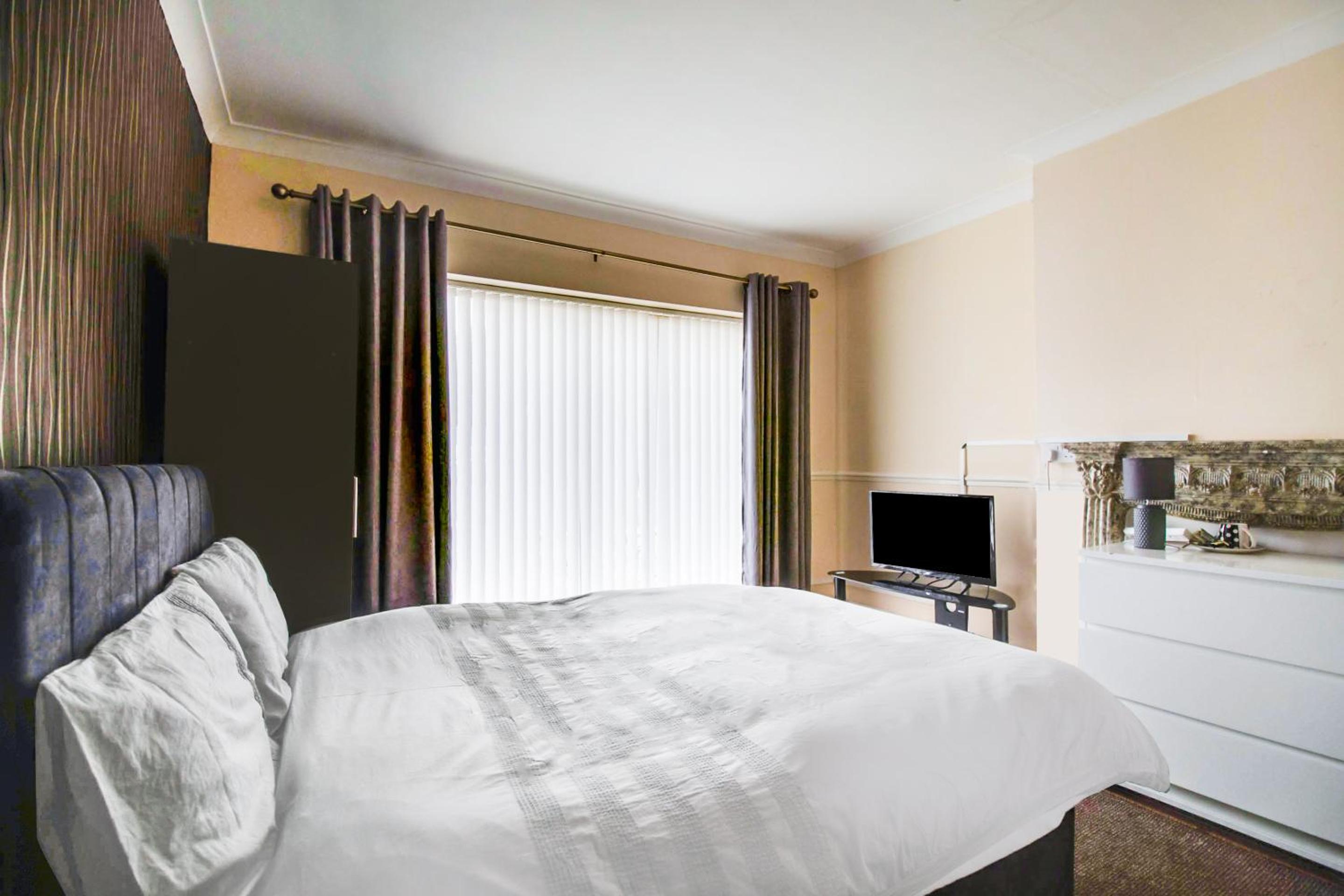 Quadruple Room with Shared Bathroom photo 3