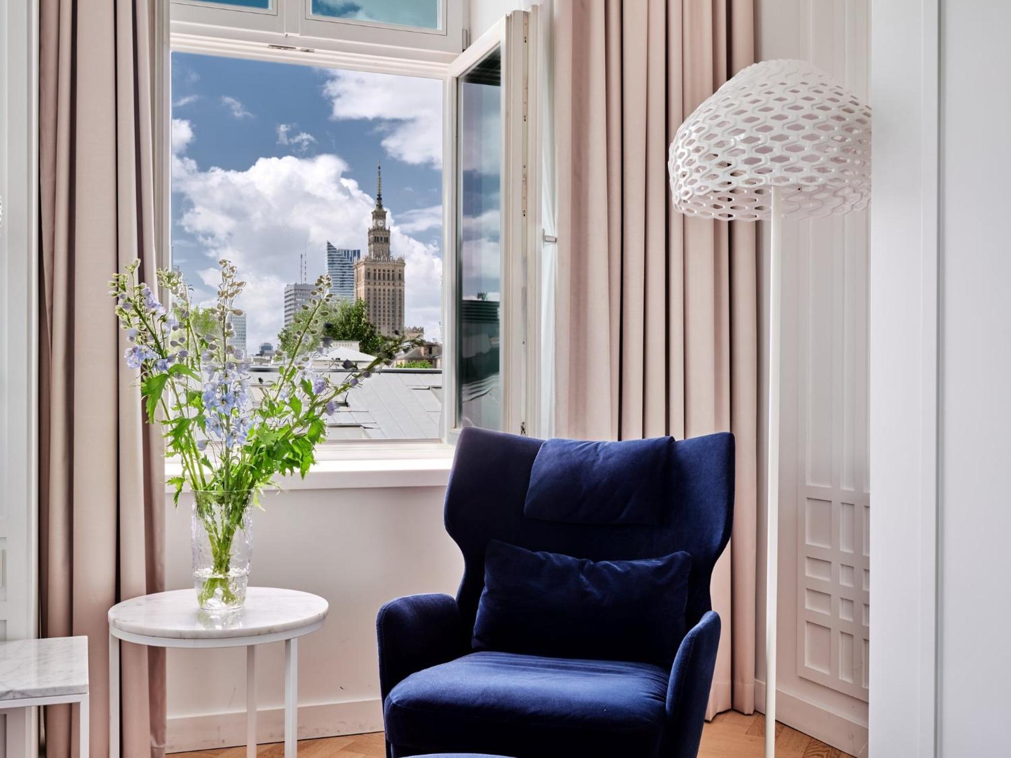 Standard Queen Room