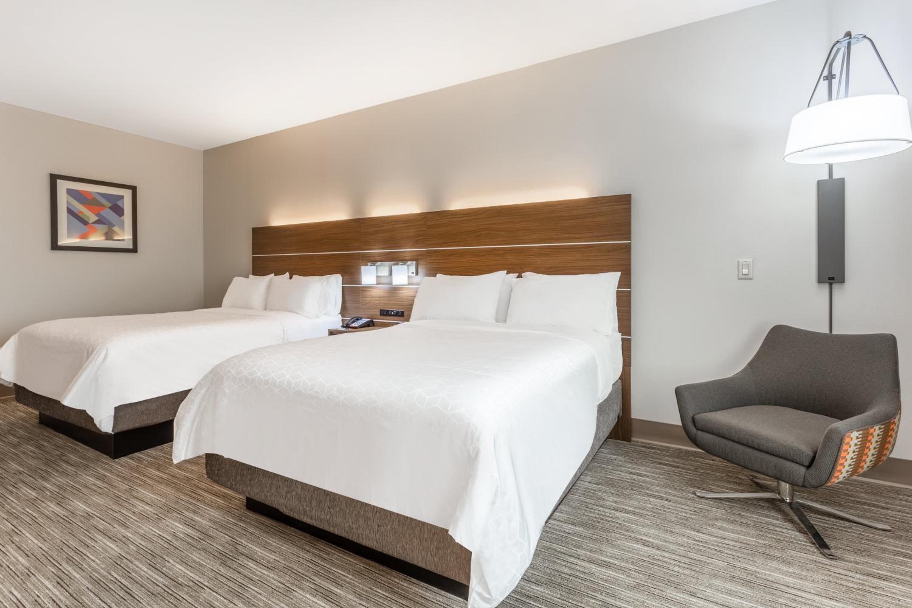Standard Queen Room with Two Queen Beds - Photo 1