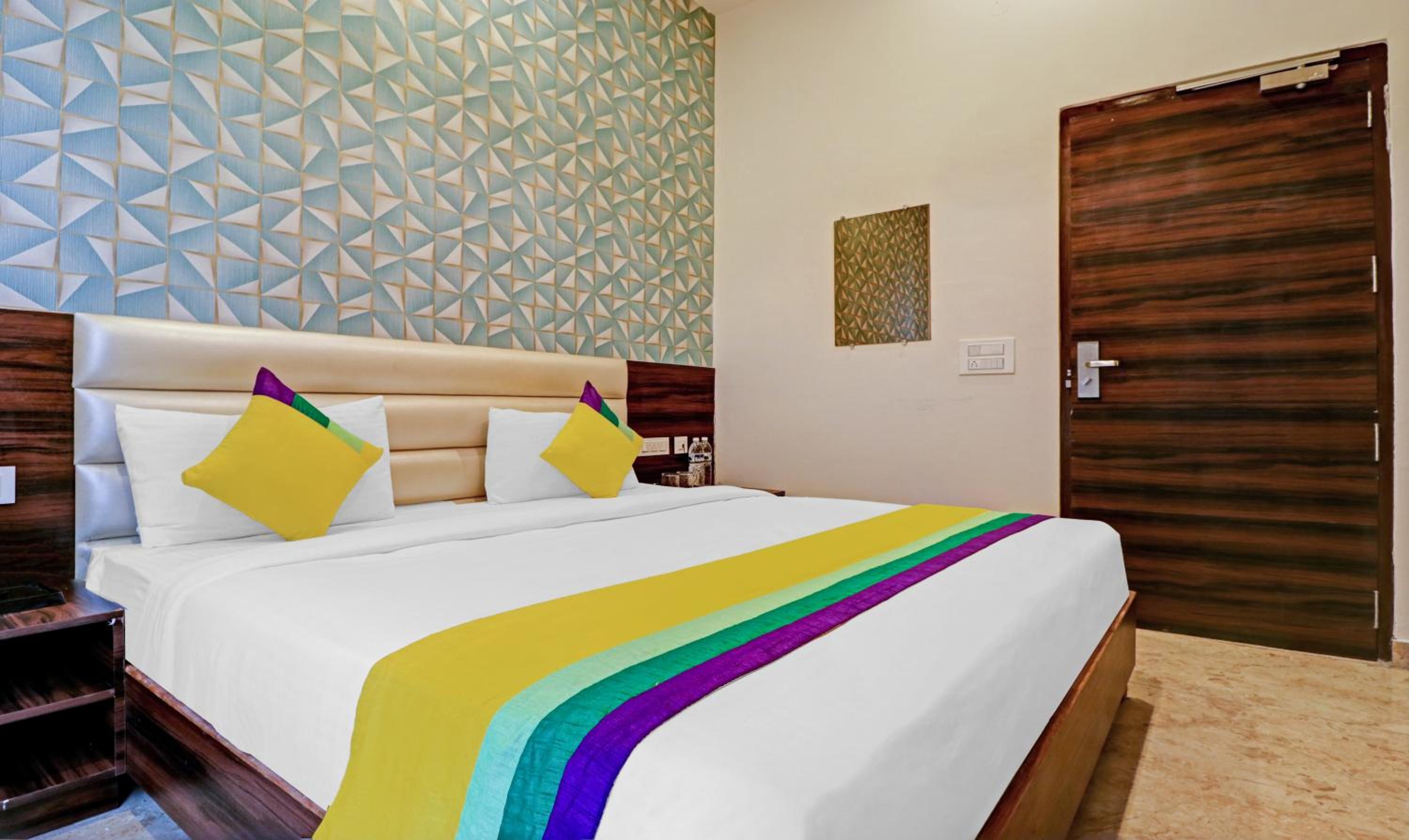 Economy Room - Photo 1