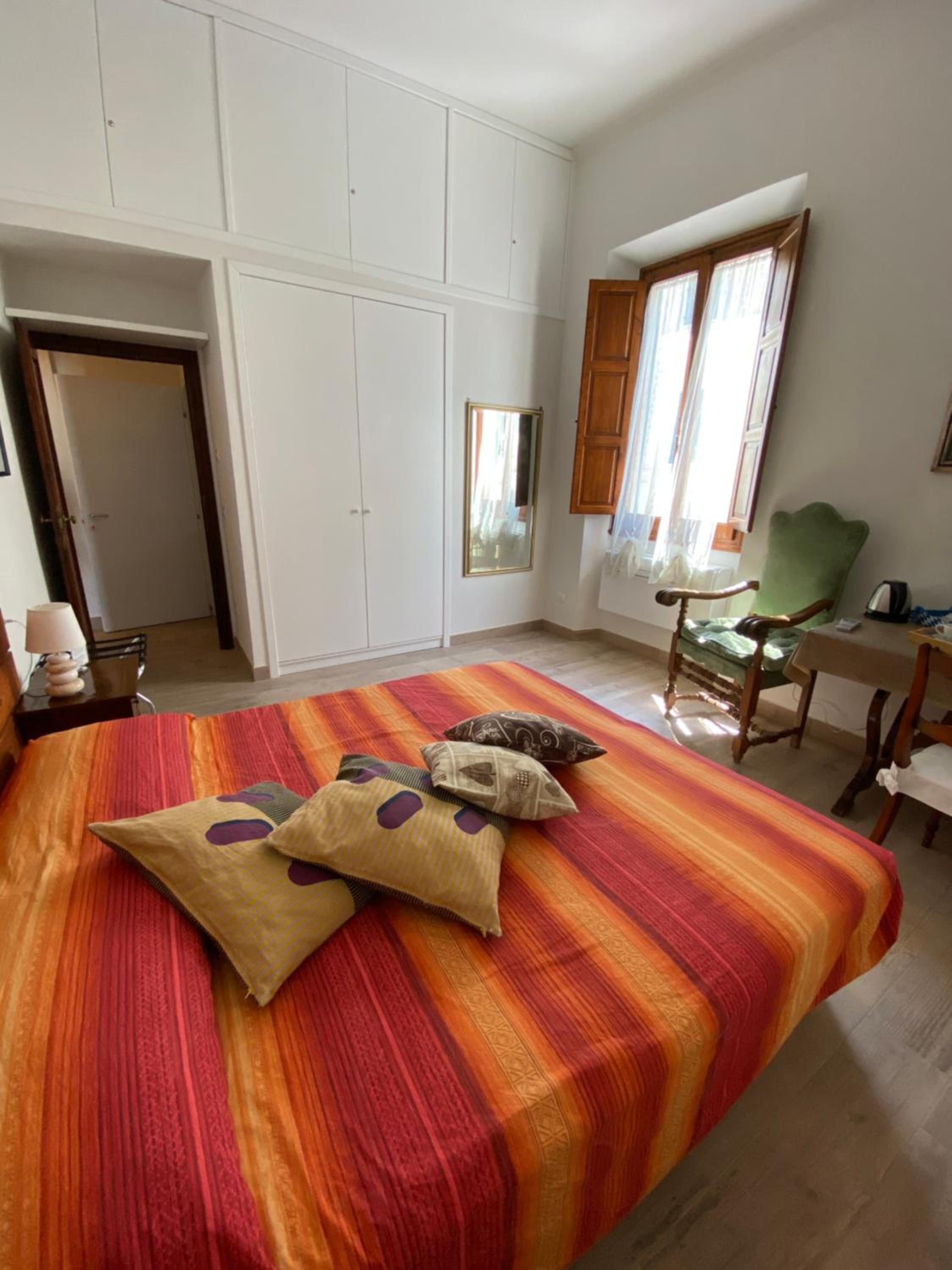 Double Room with Private External Bathroom photo 2