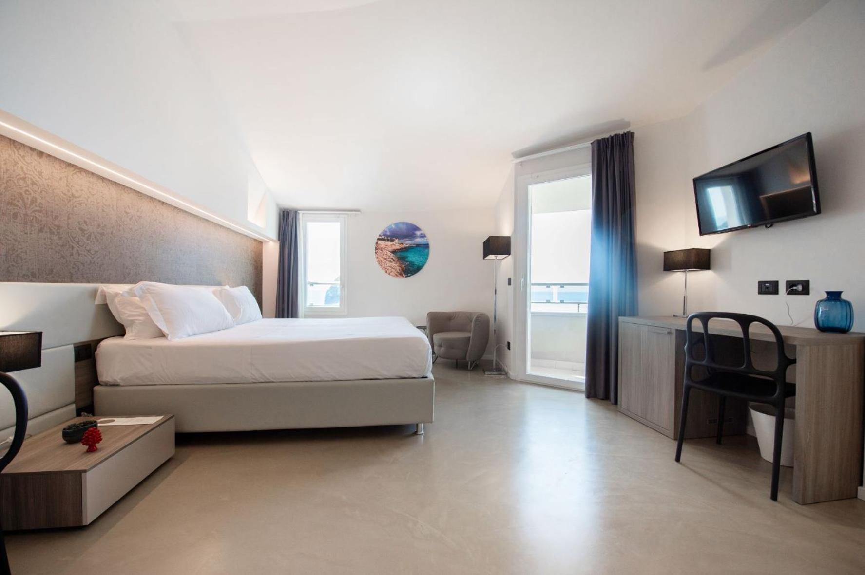 Superior Double or Twin Room with Sea View