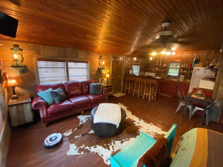 One-Bedroom House - Photo 1