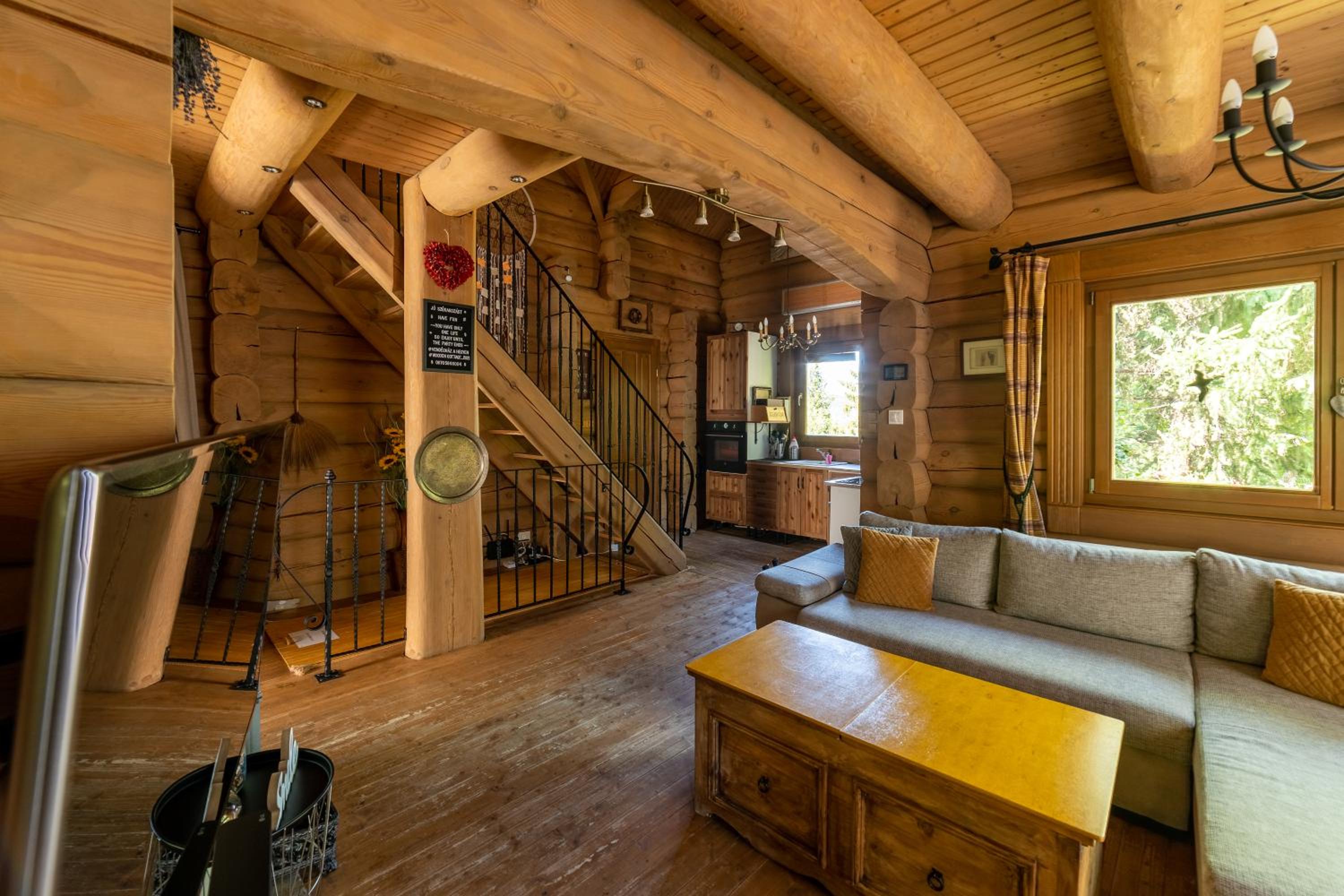 Two-Bedroom House - Photo 5