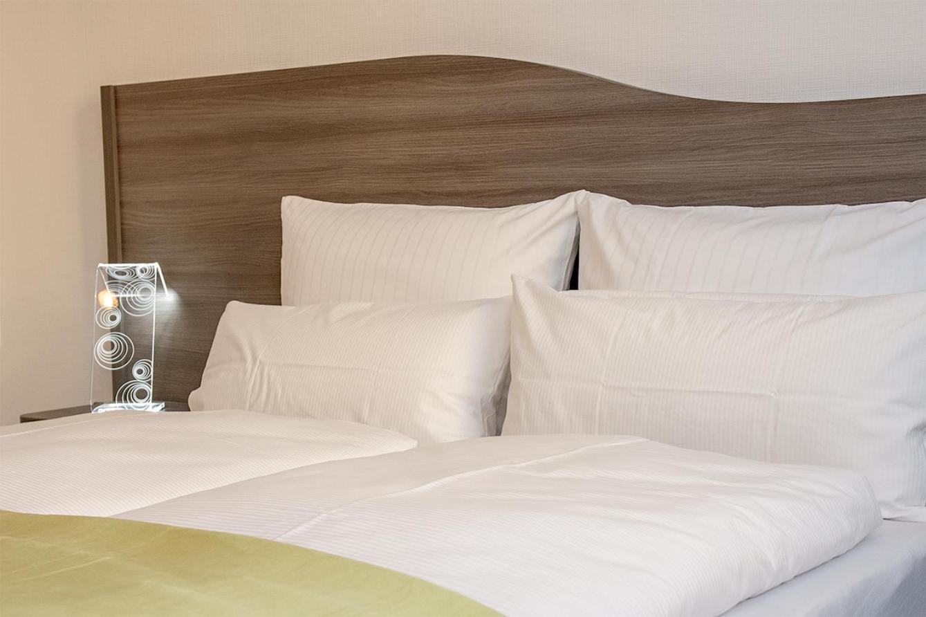 Standard Double Room - Photo 4