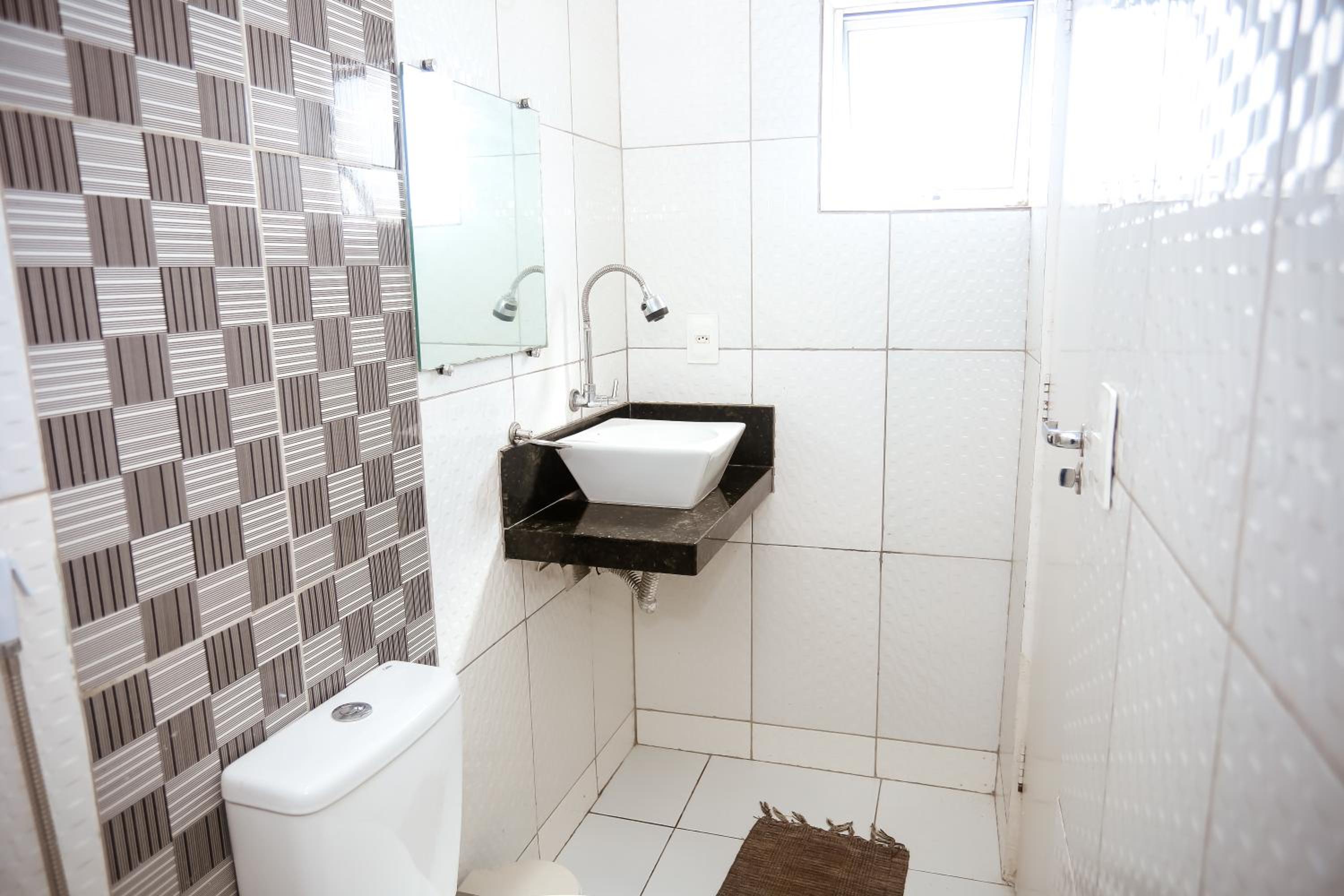 Double Room - Photo 3
