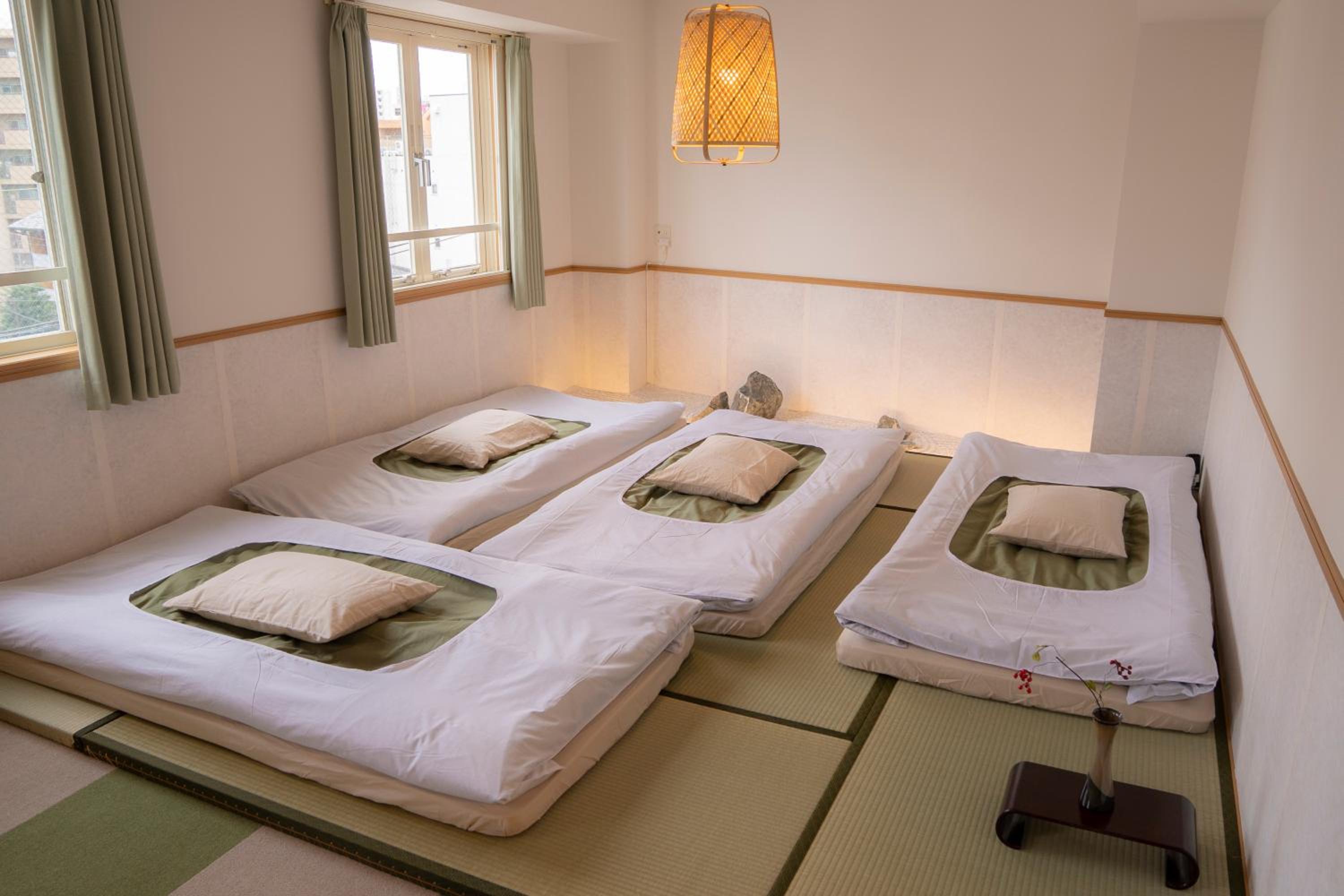 One-Bedroom Apartment - Photo 12