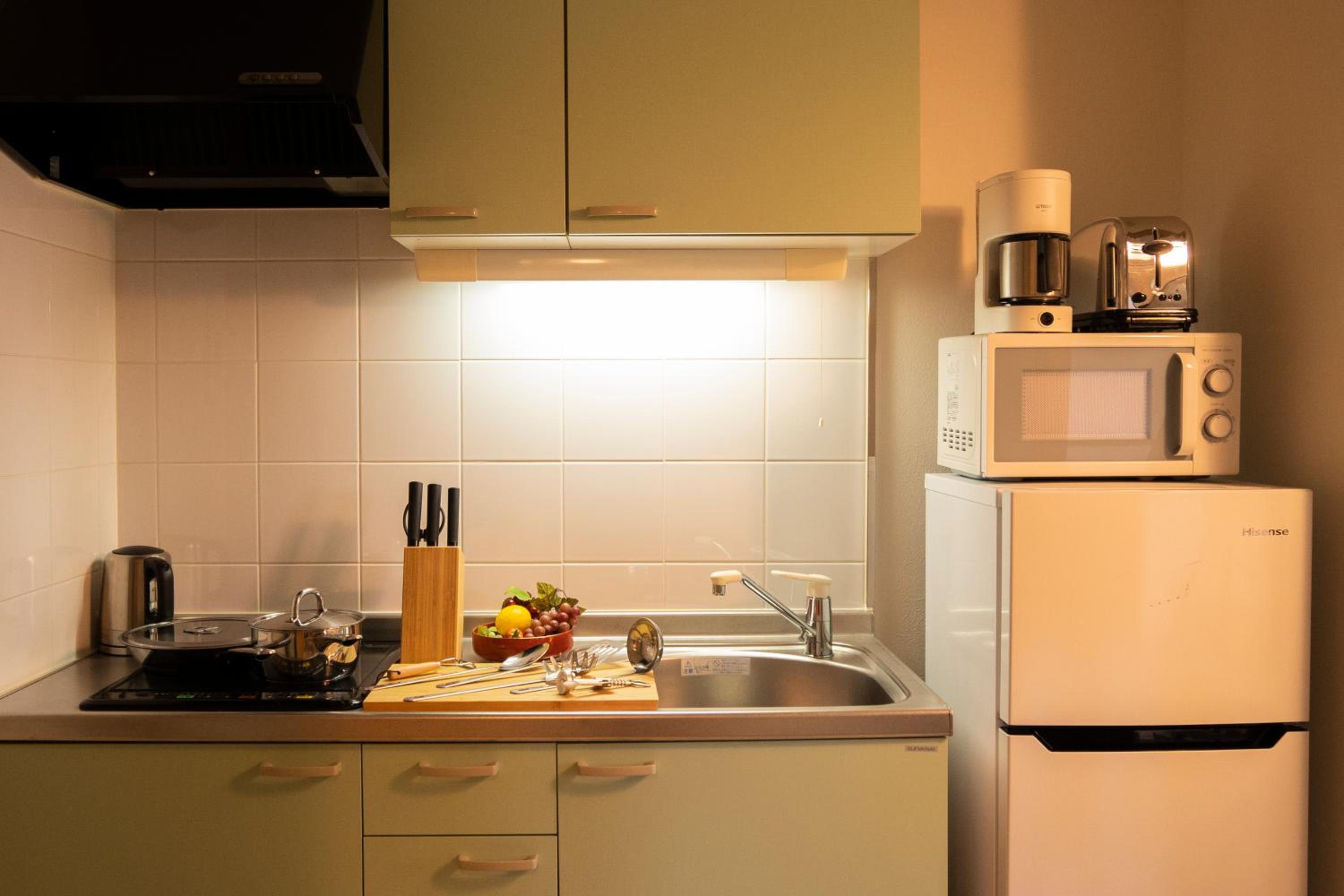 One-Bedroom Apartment - Photo 5
