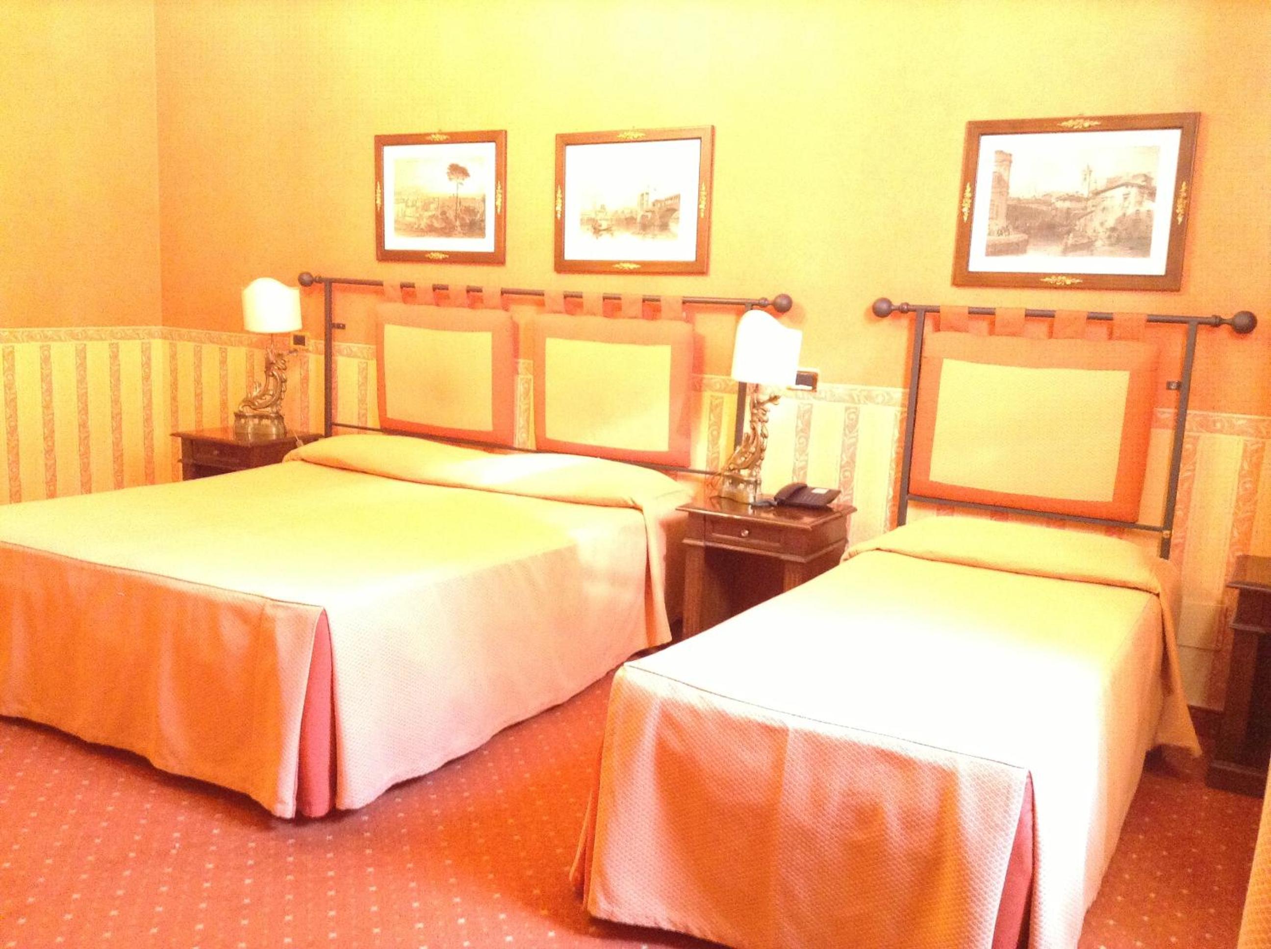 Triple Room - Photo 2