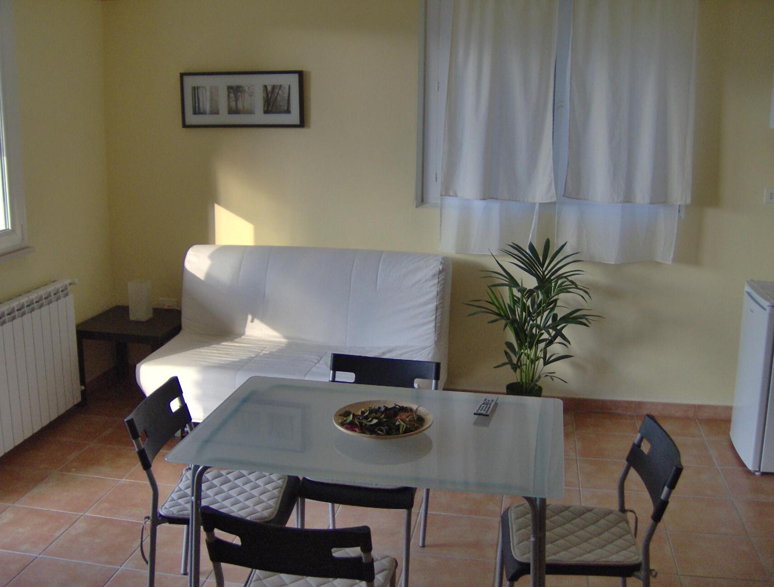 Apartment - Ground Floor photo 2