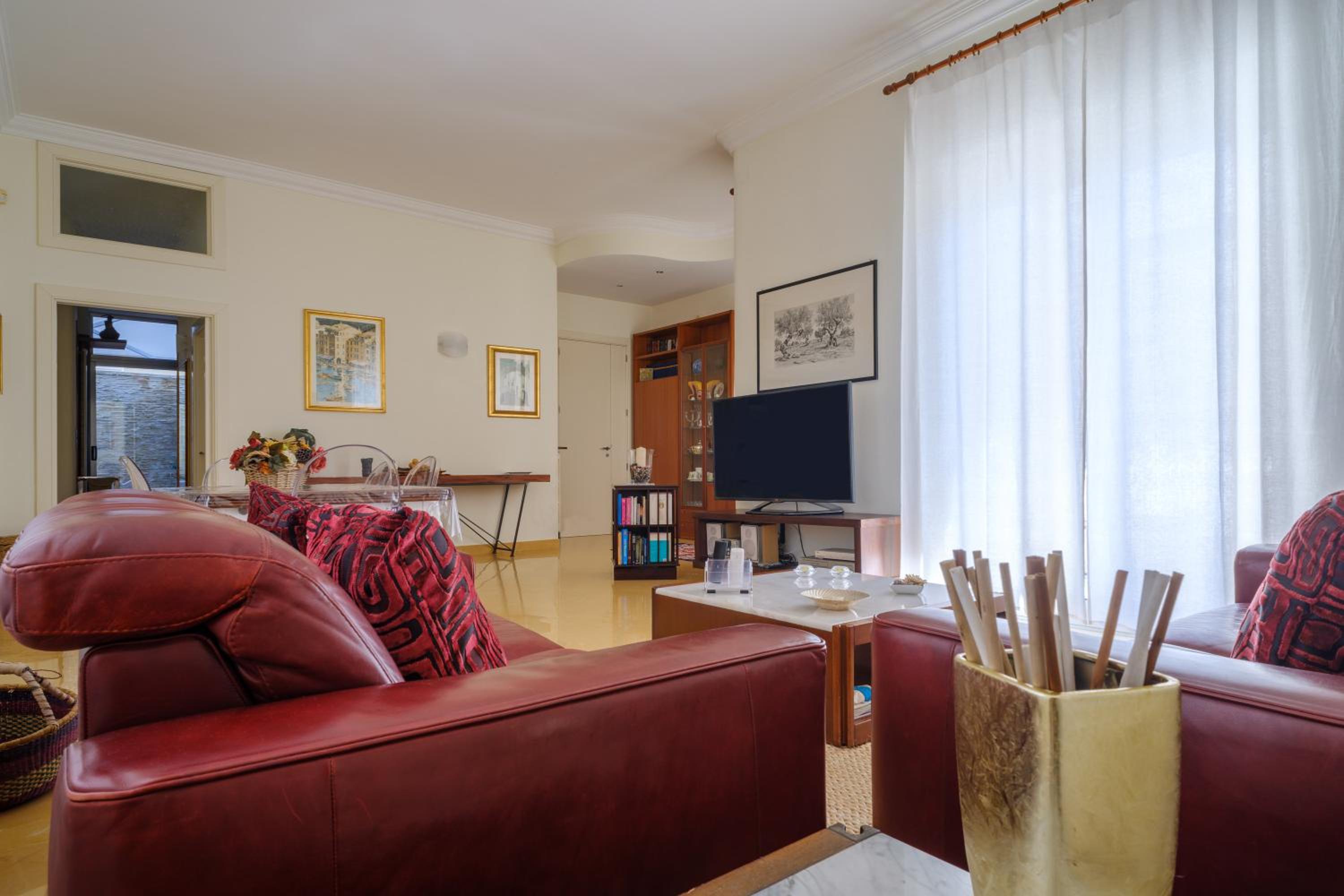Two-Bedroom Deluxe Apartment with Ocean View