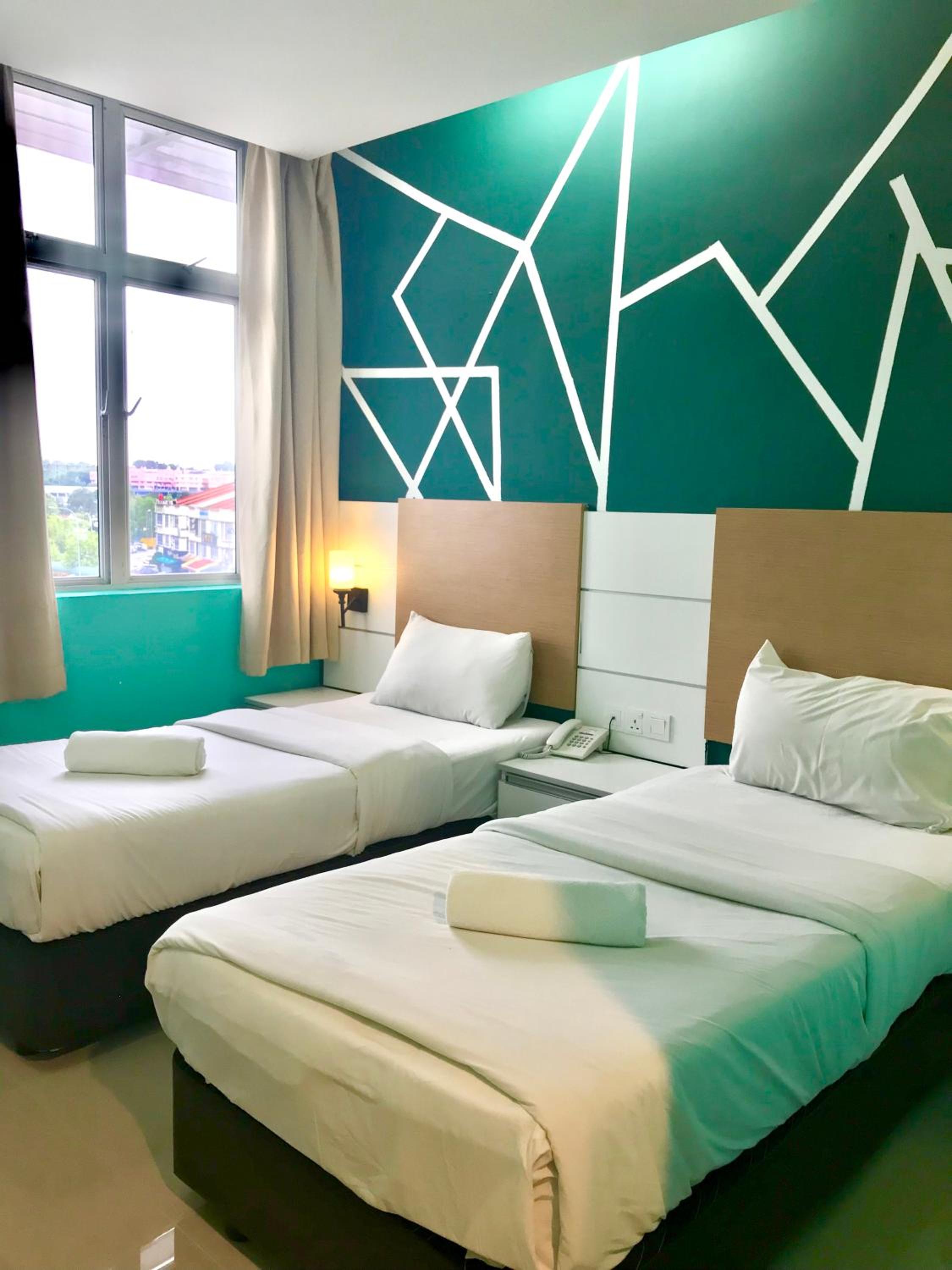 Superior Twin Room photo 3
