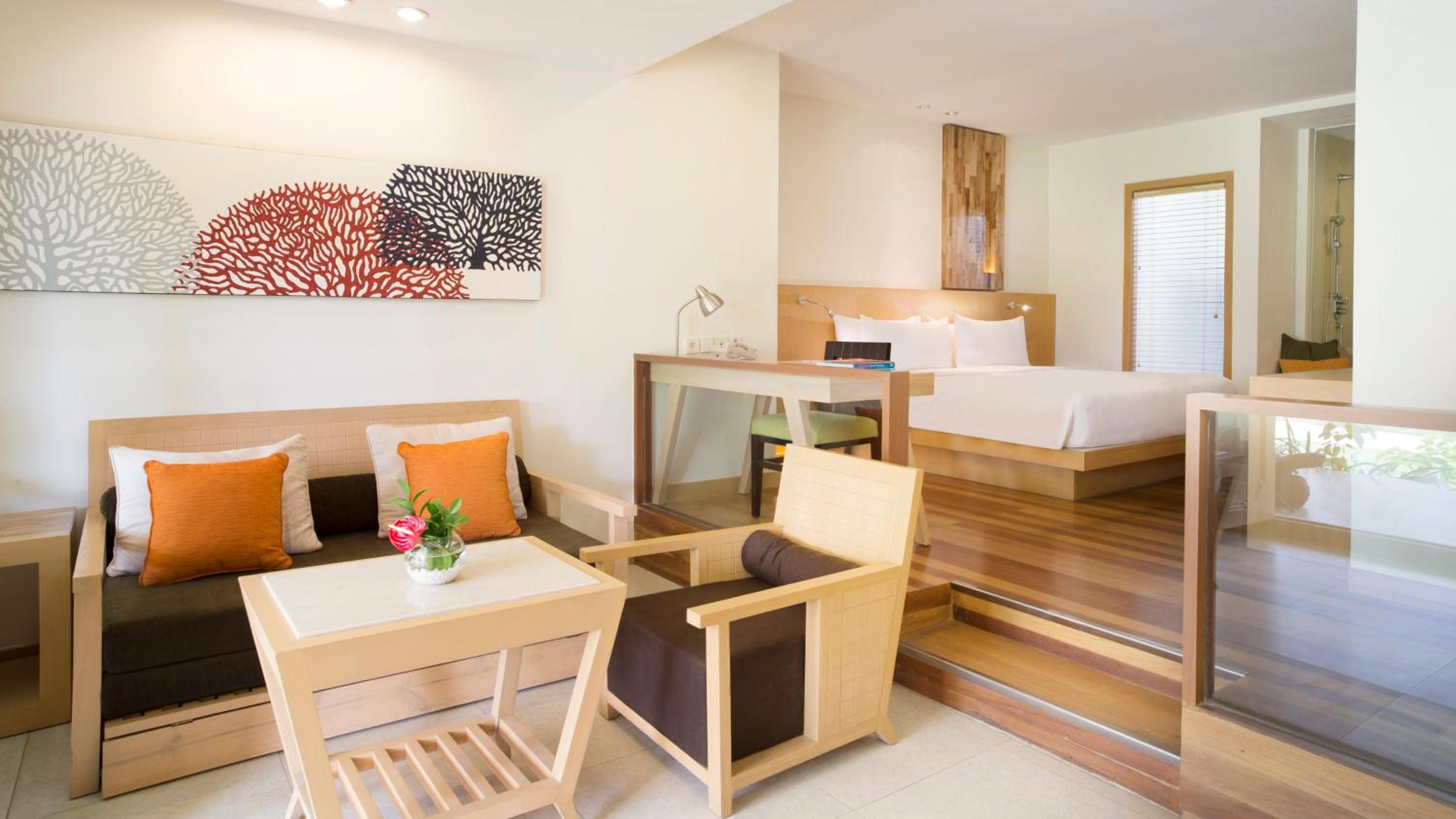 King Suite with Sofa Bed and Garden View - Photo 5