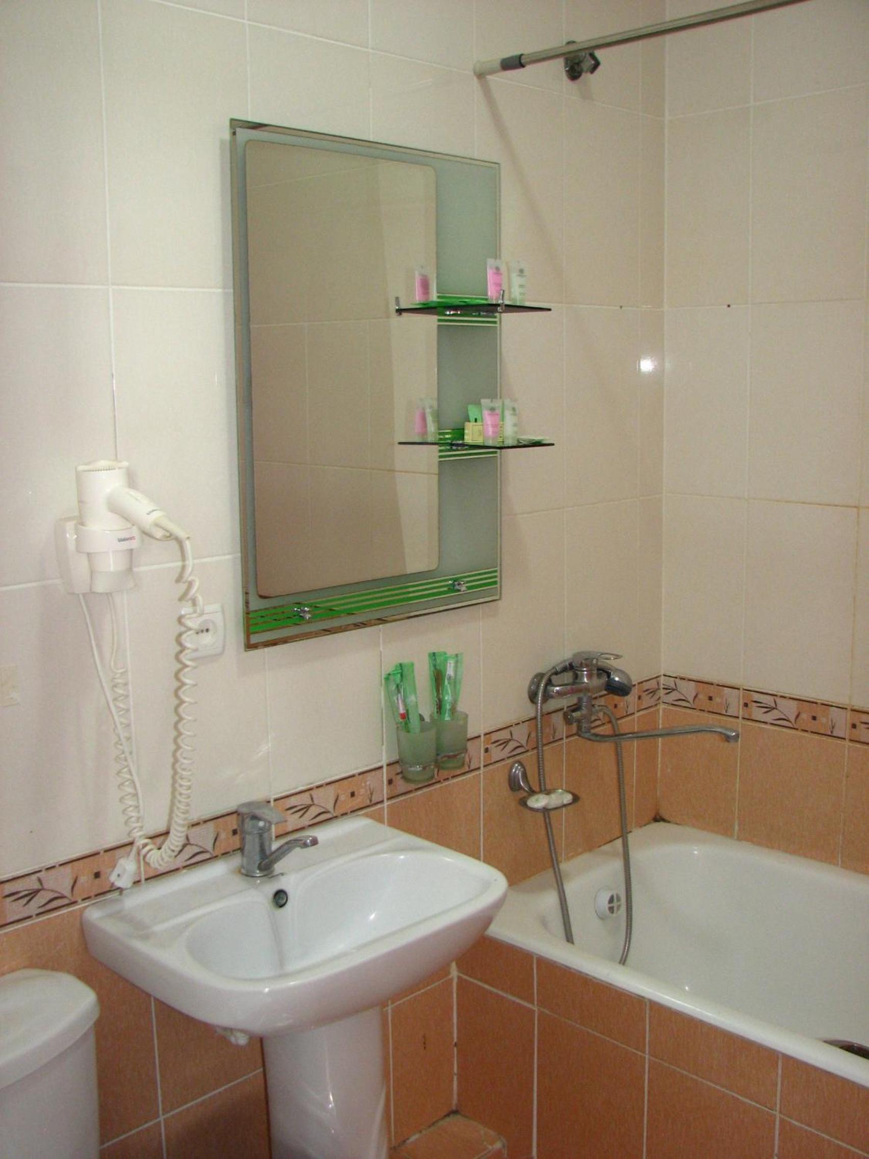 Standard Double Room photo 2