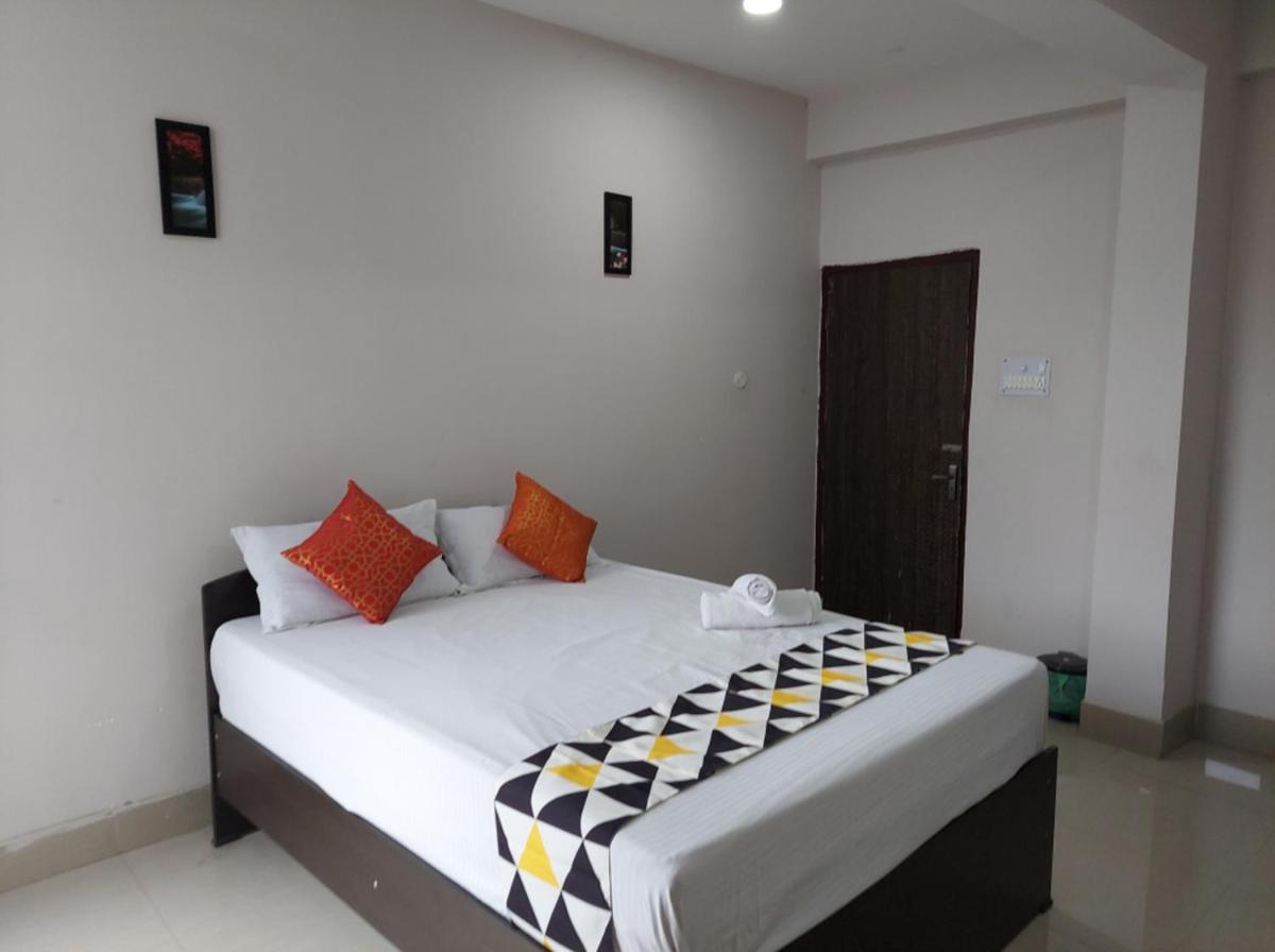 Superior Triple Room photo 3