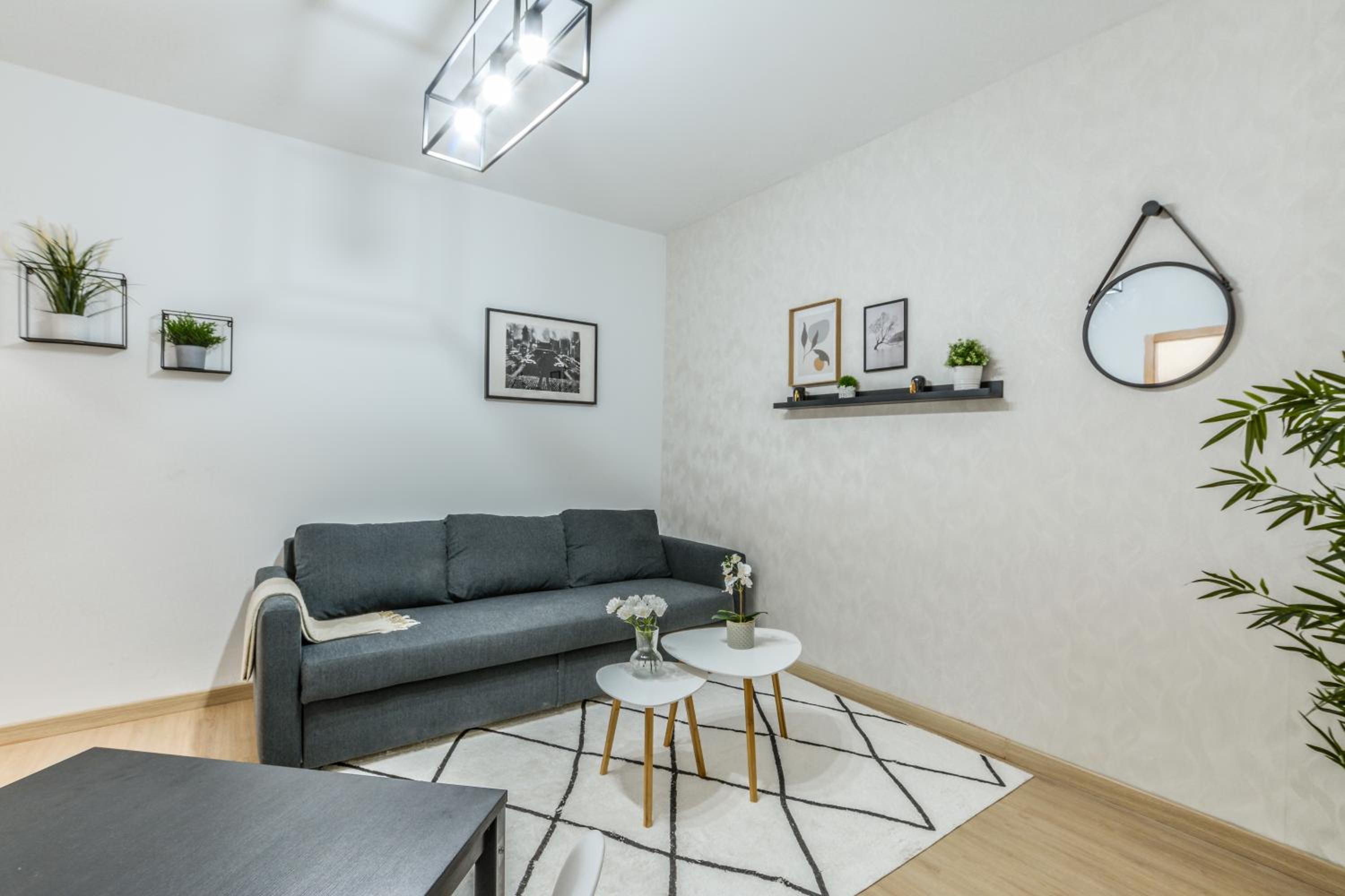 Apartment - Photo 48