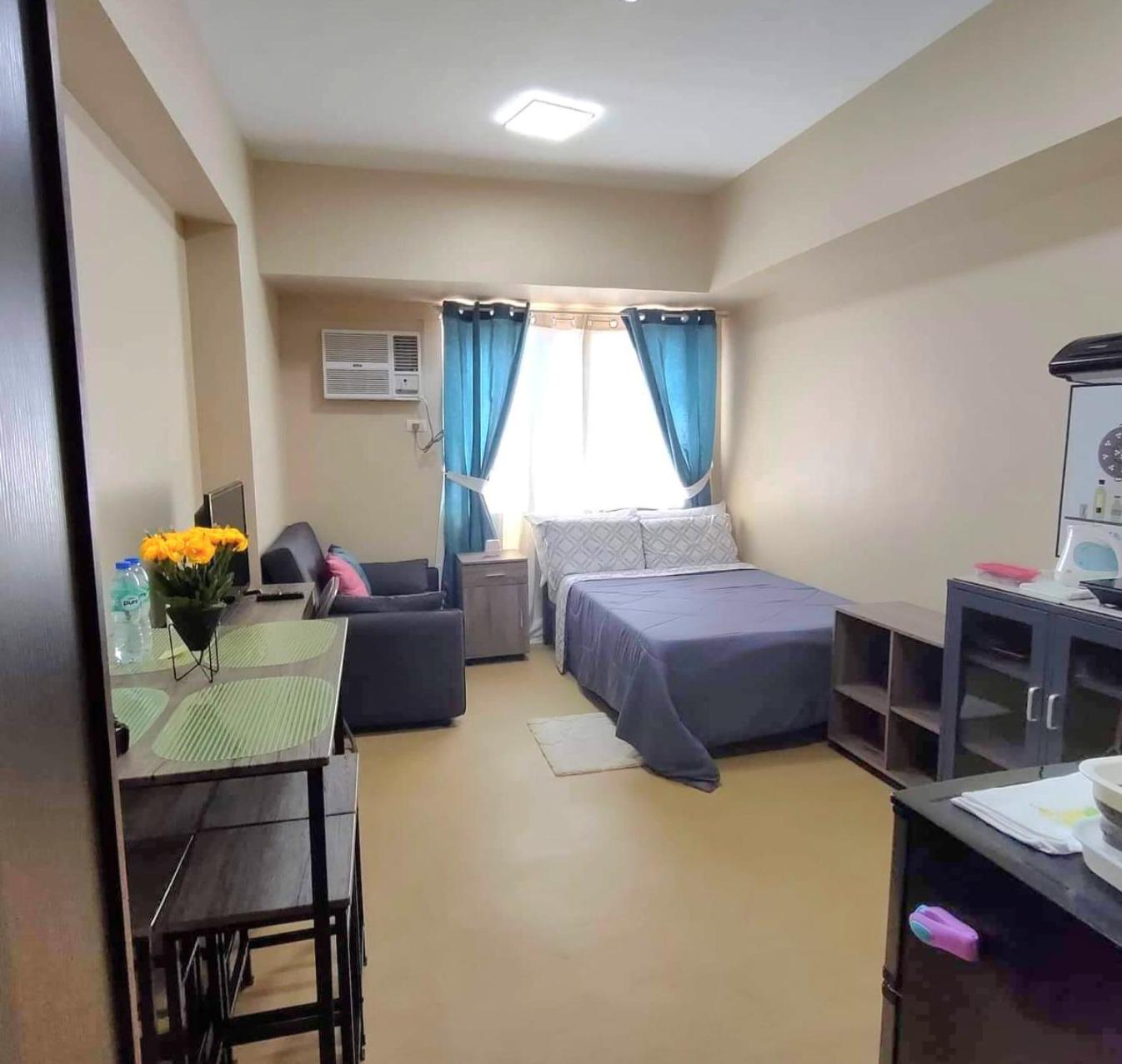 Studio Apartment photo 1