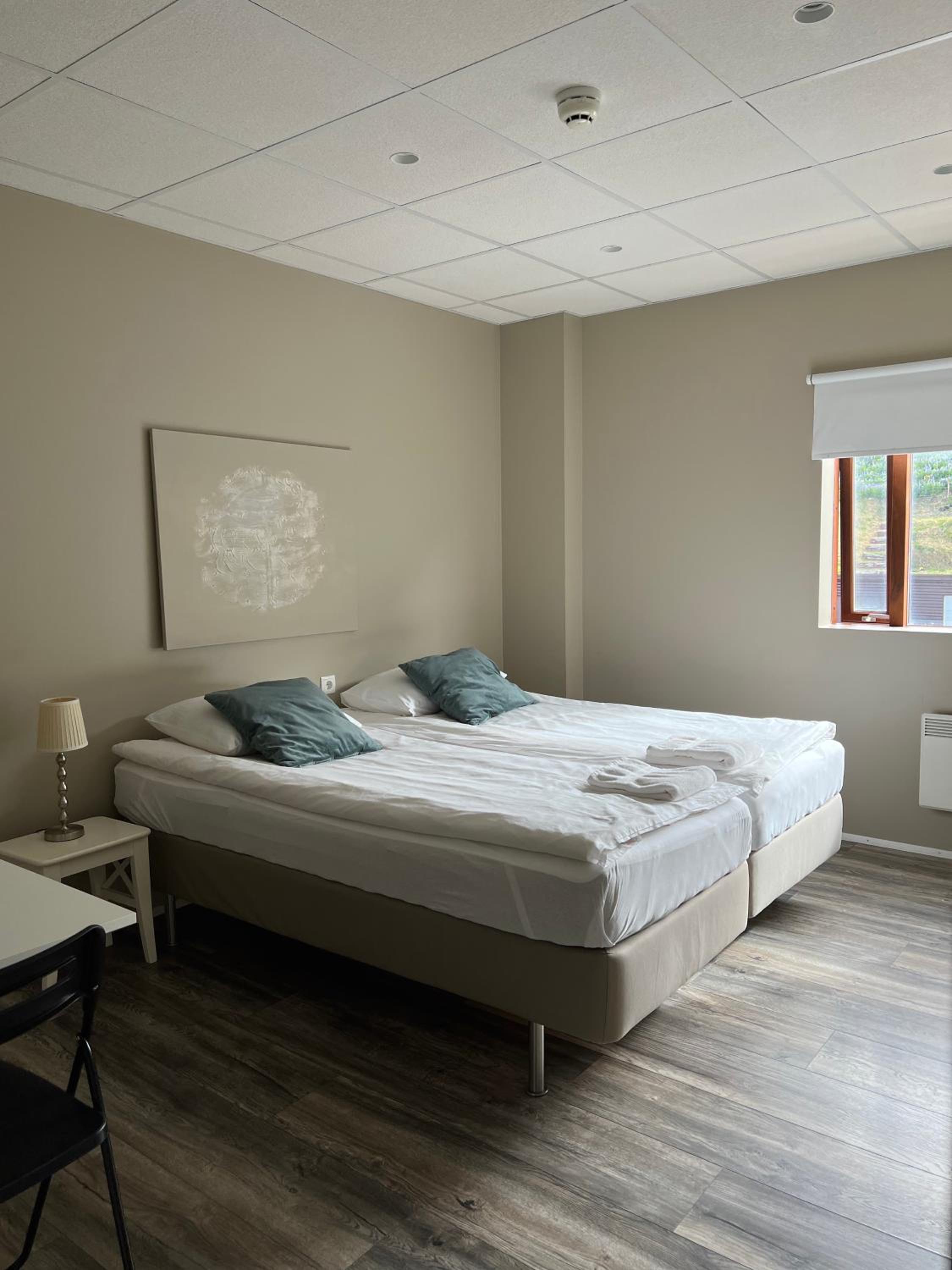 Standard Twin Room with Mountain View - Photo 1