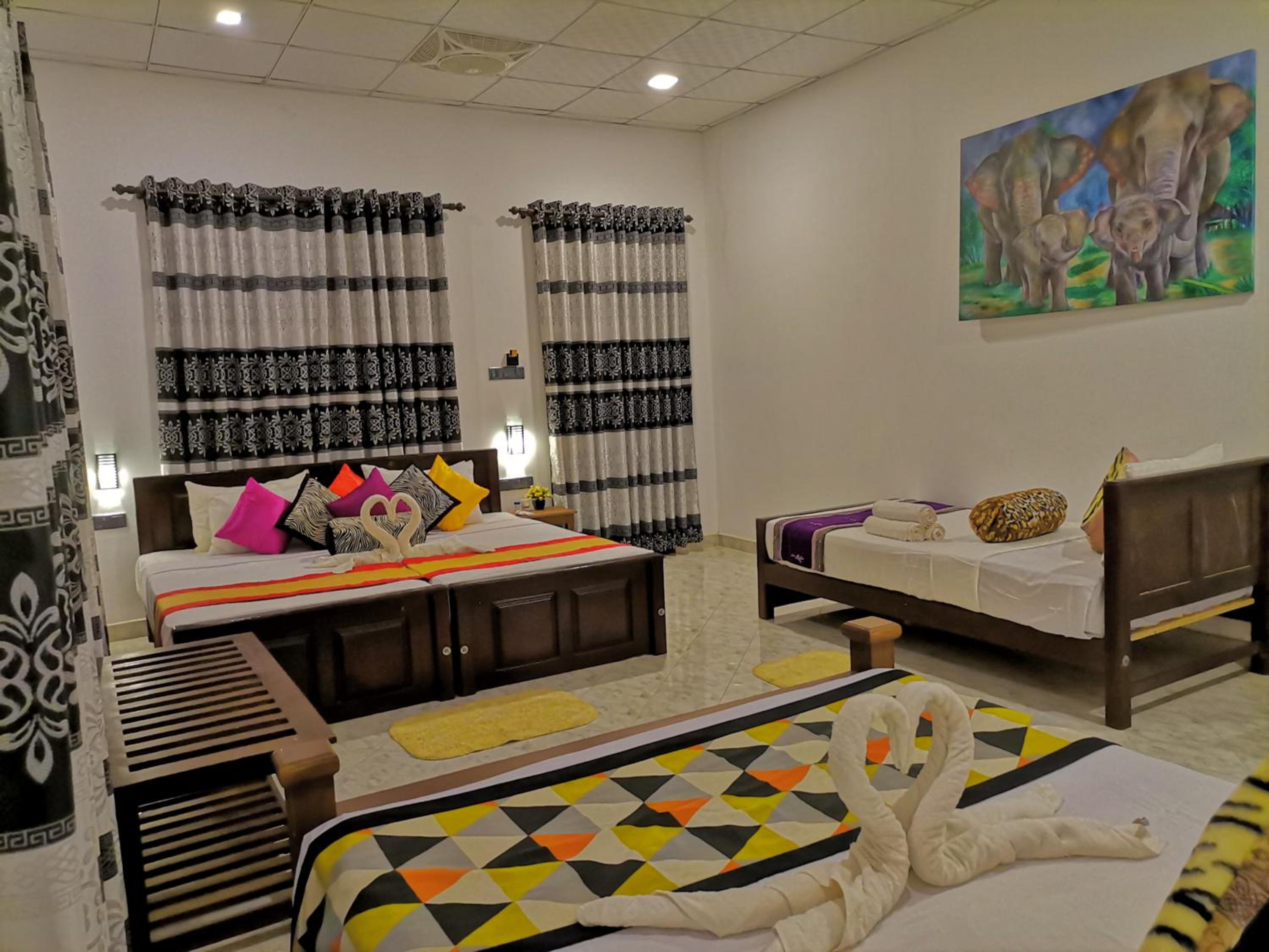 Family Room with Garden View photo 2