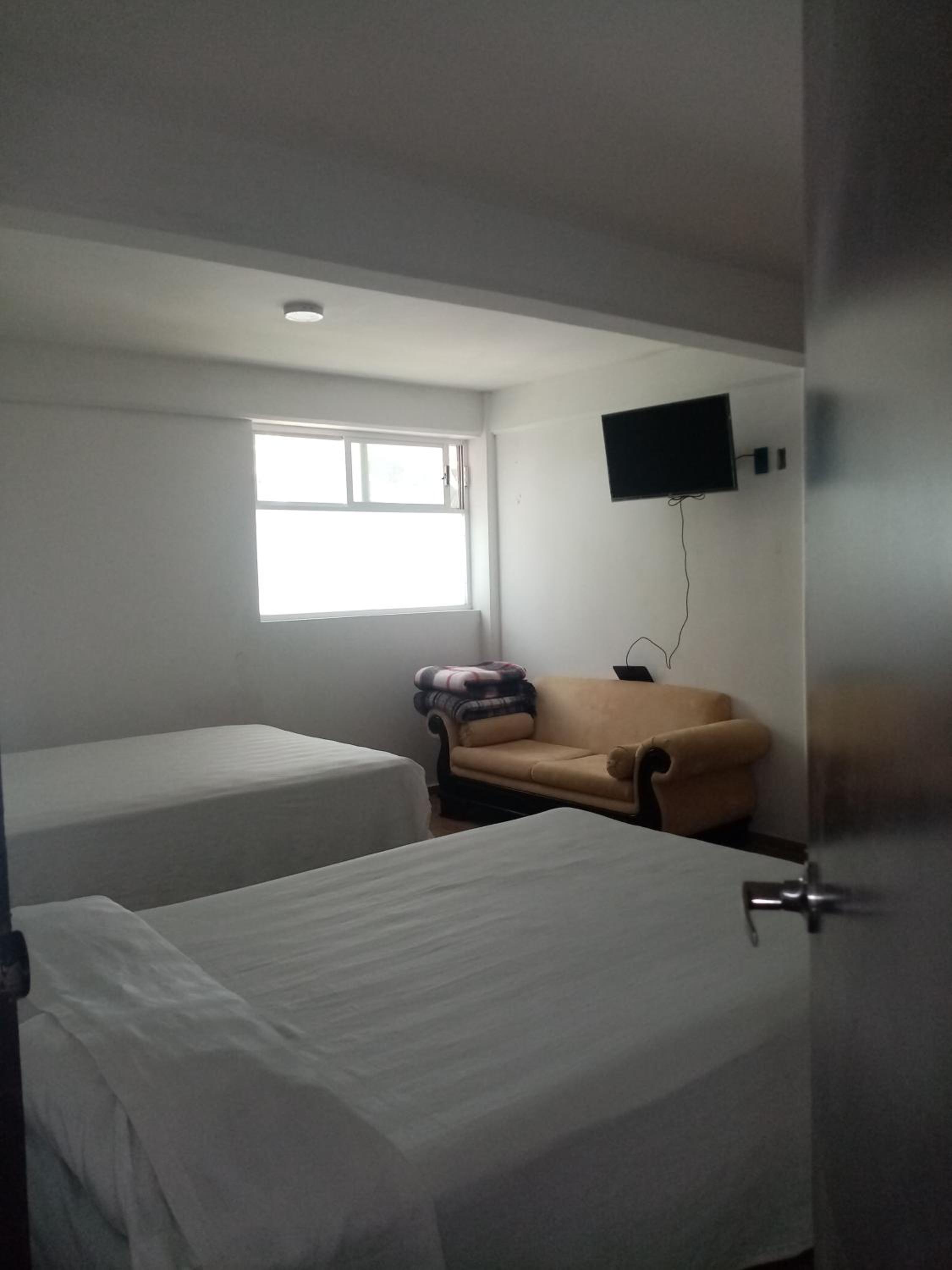 Double Room - Photo 3