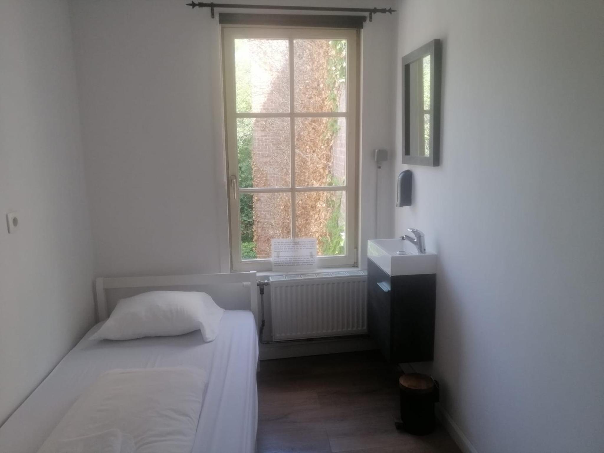 Single Room with Shared Bathroom