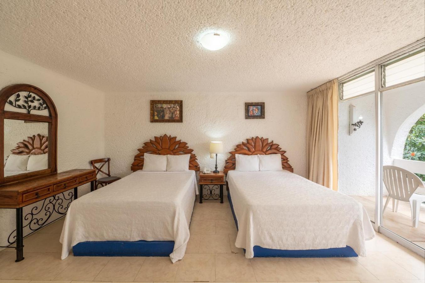 Standard Triple Room - Photo 2