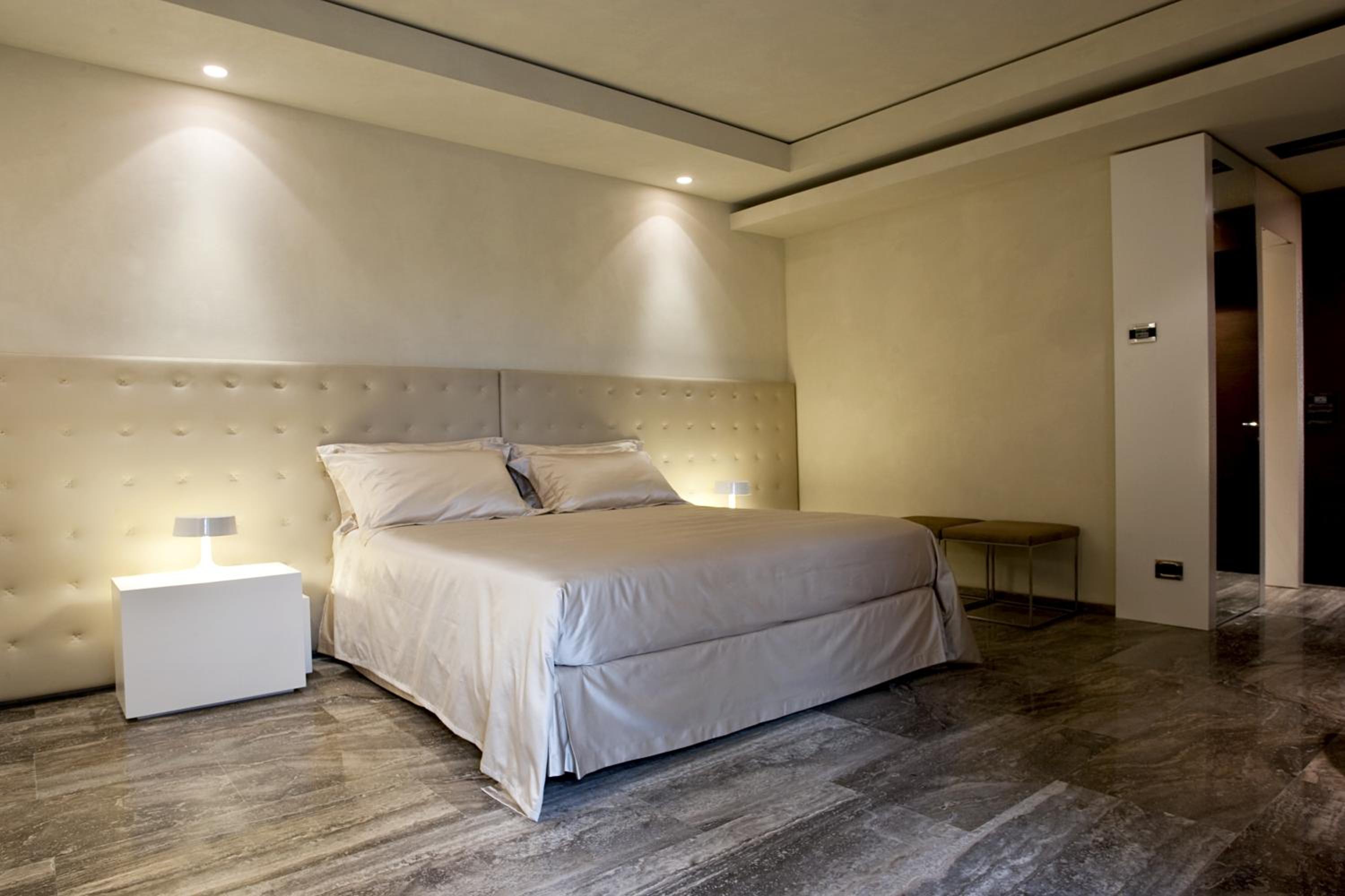 Superior Double Room - Photo 3