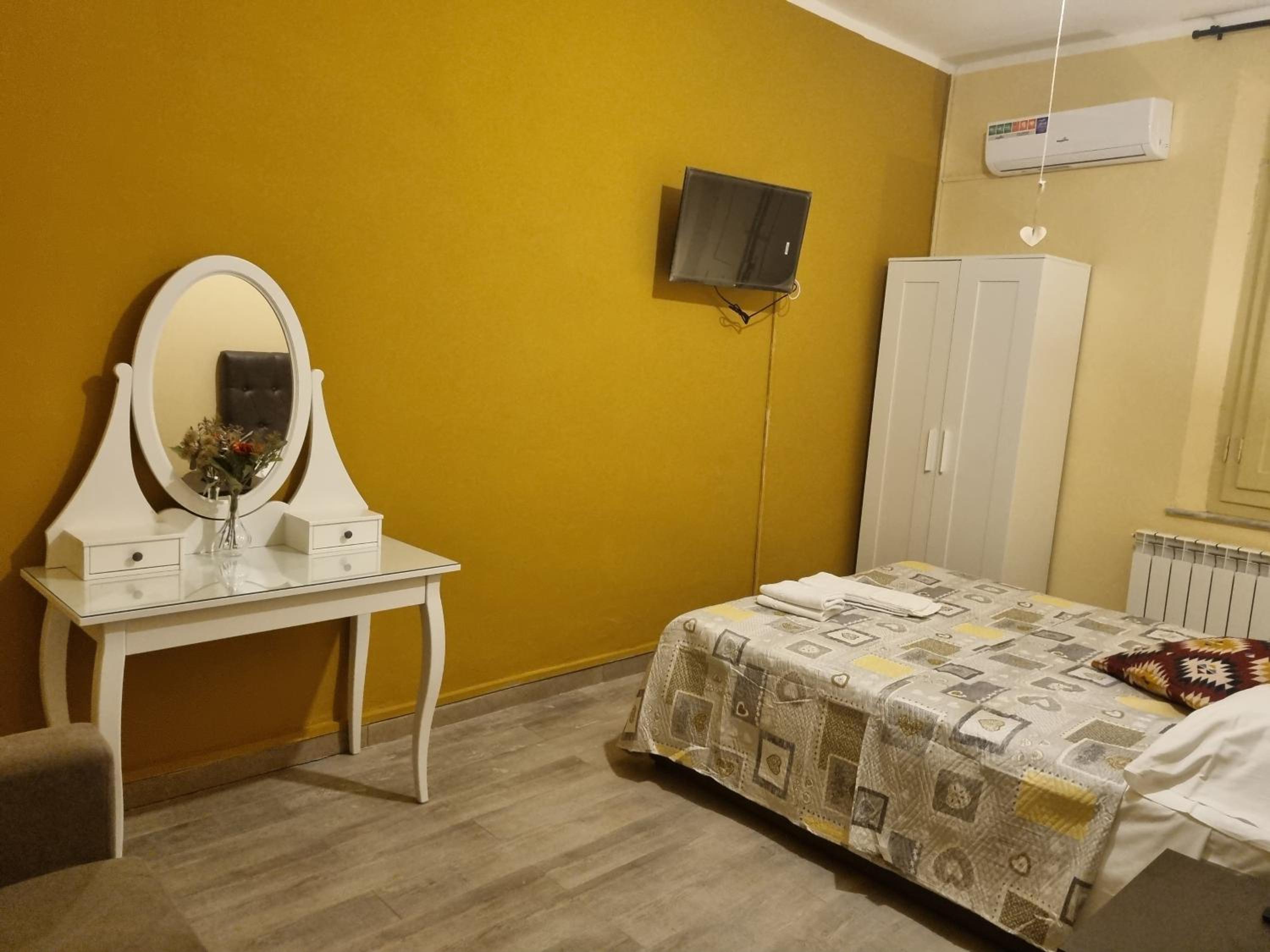 Superior Double Room with Private Bathroom