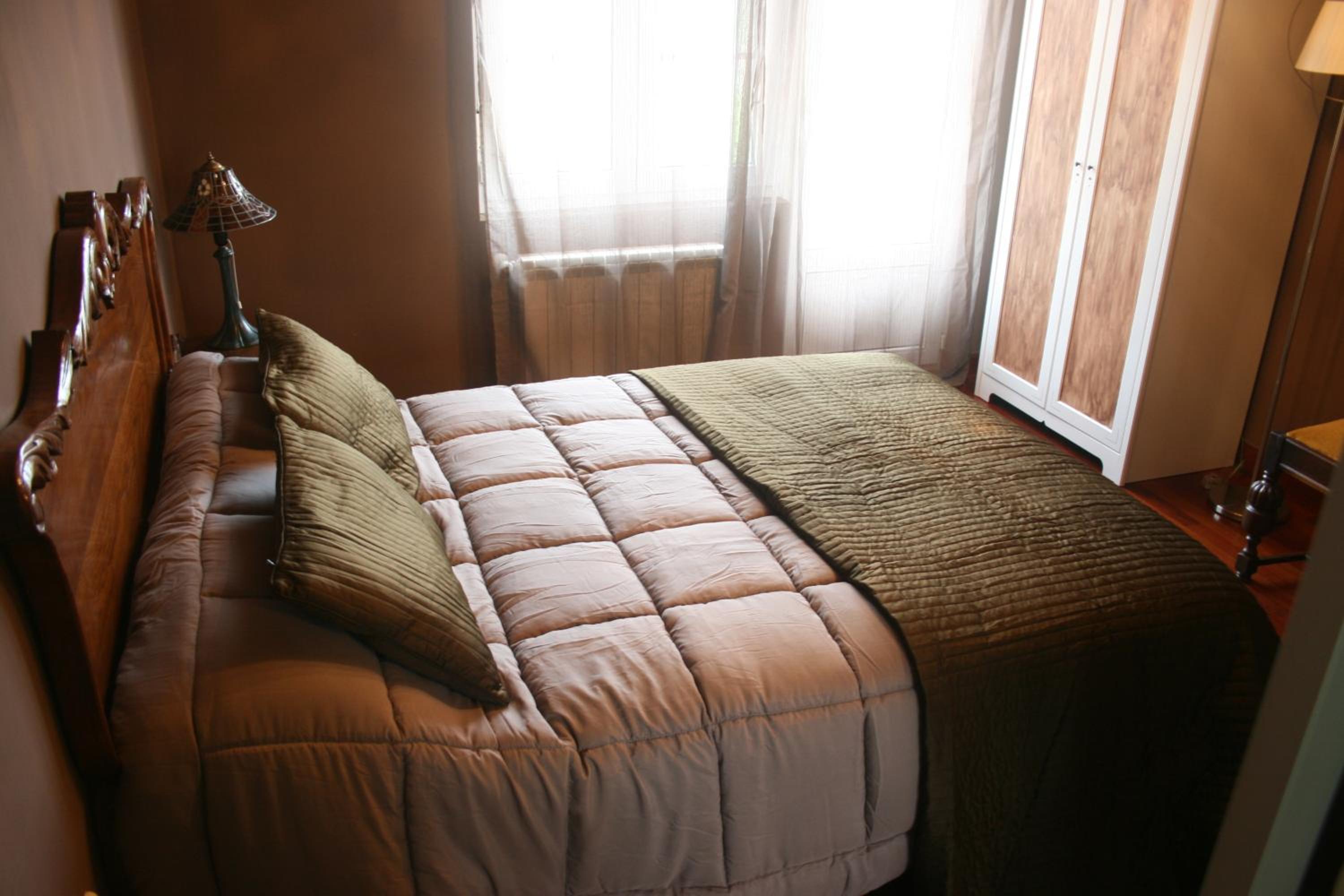 Double Room - Photo 21