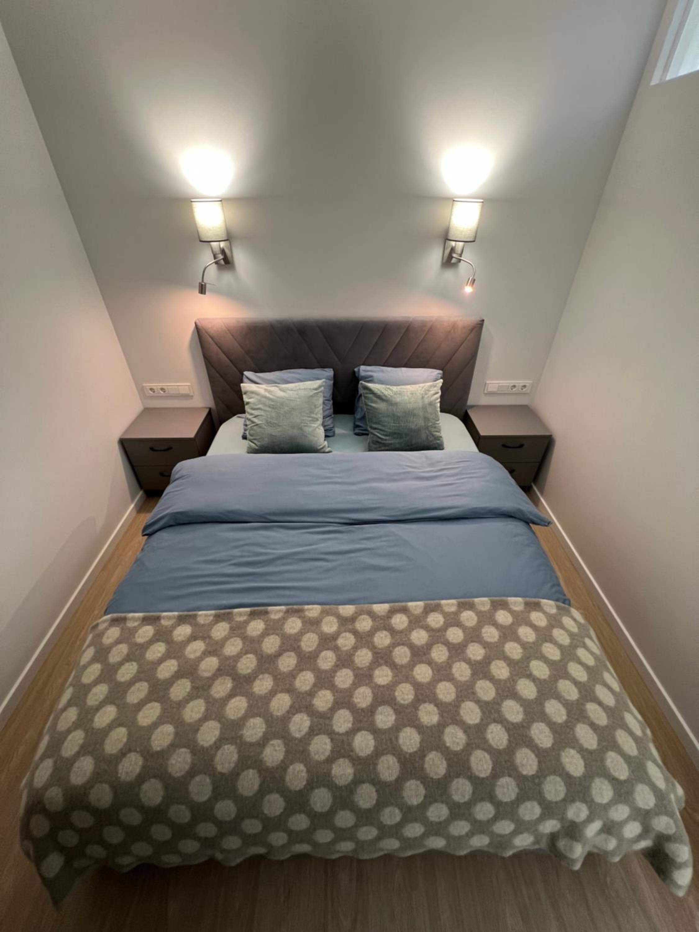One-Bedroom Apartment - Photo 15