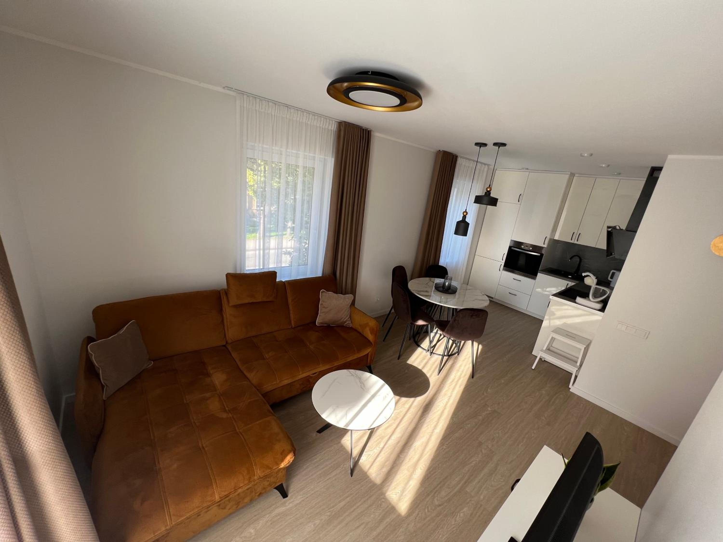 One-Bedroom Apartment - Photo 9