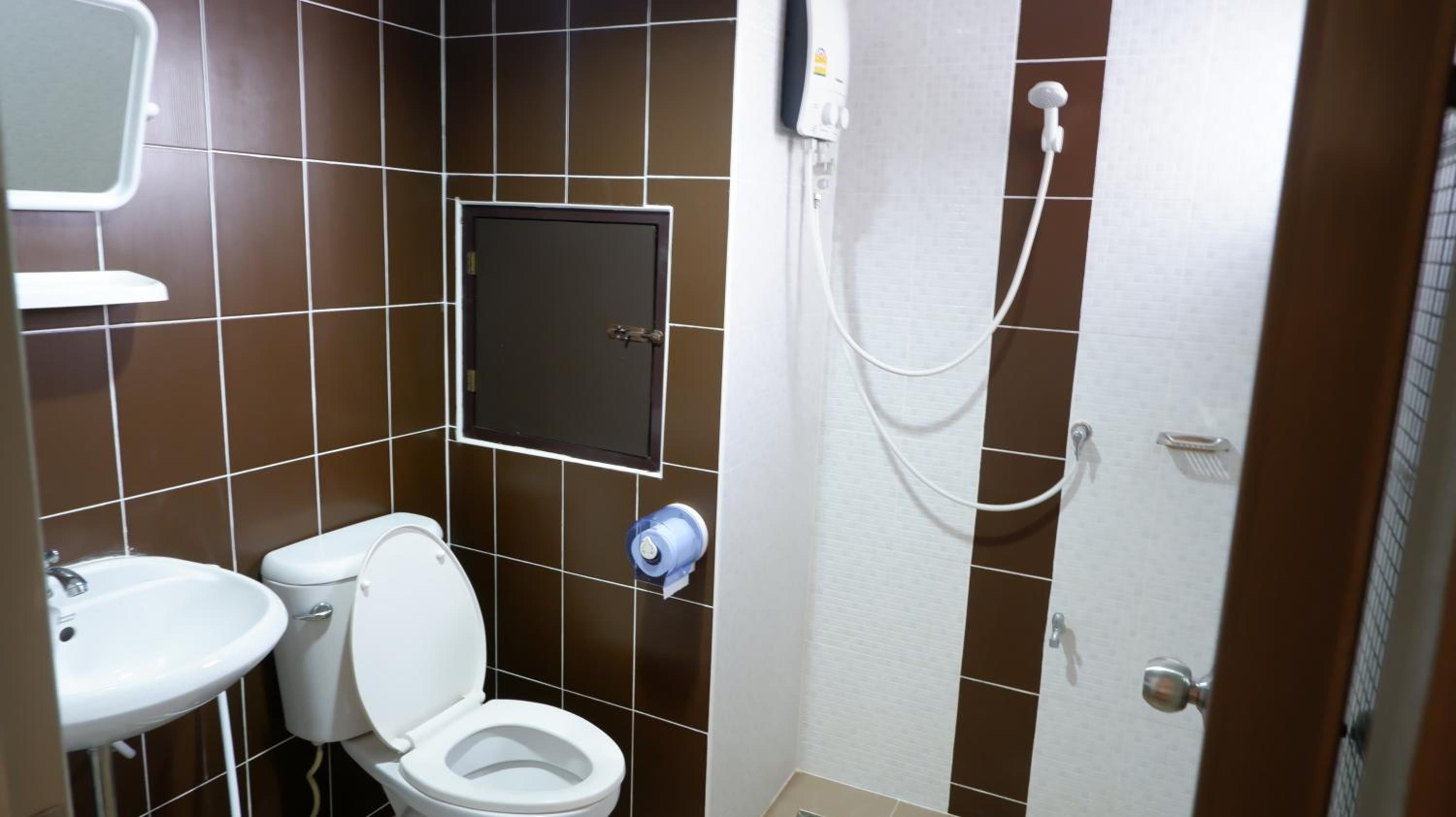 Standard Double Room - Photo 4