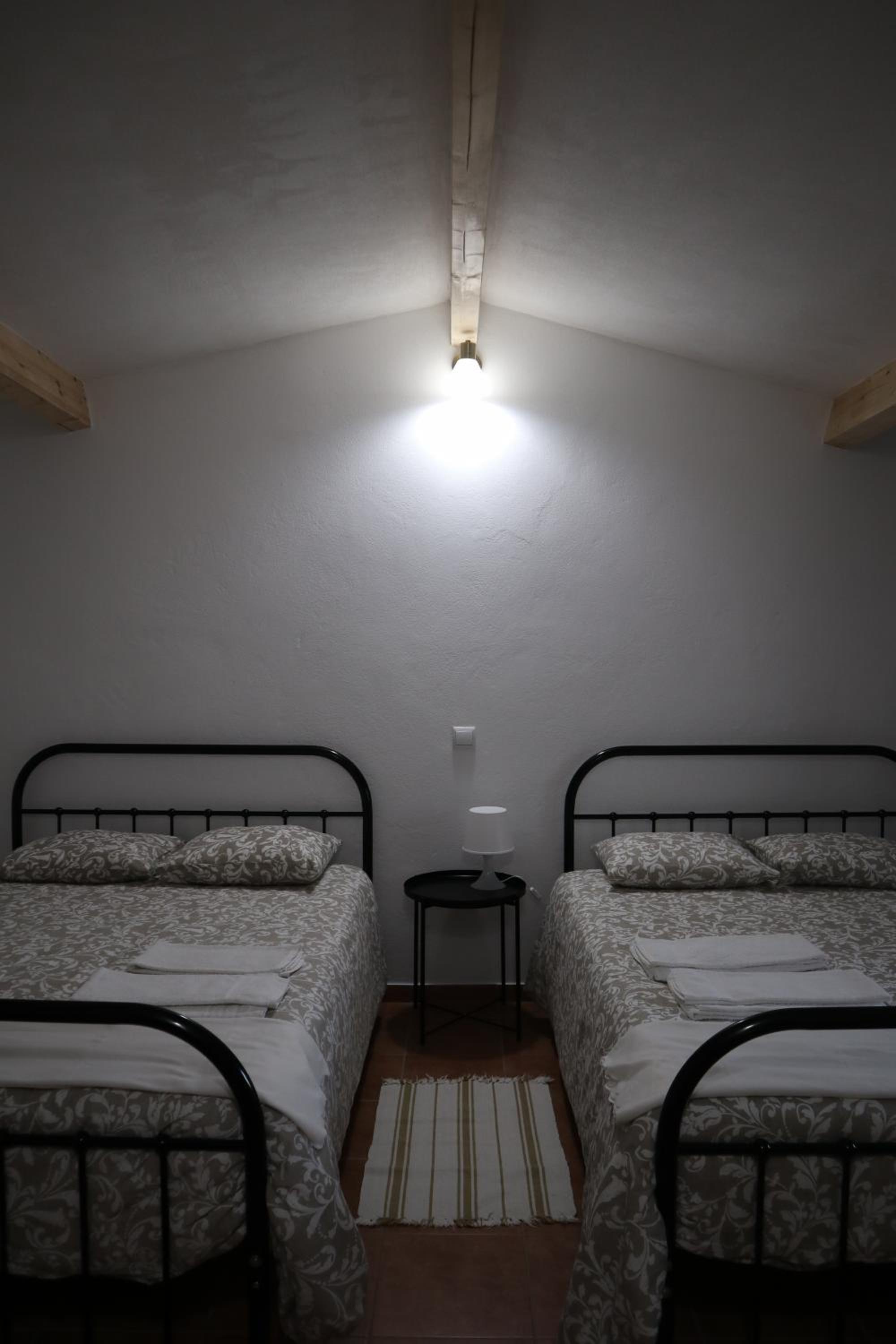 Quadruple Room with Terrace - Photo 1