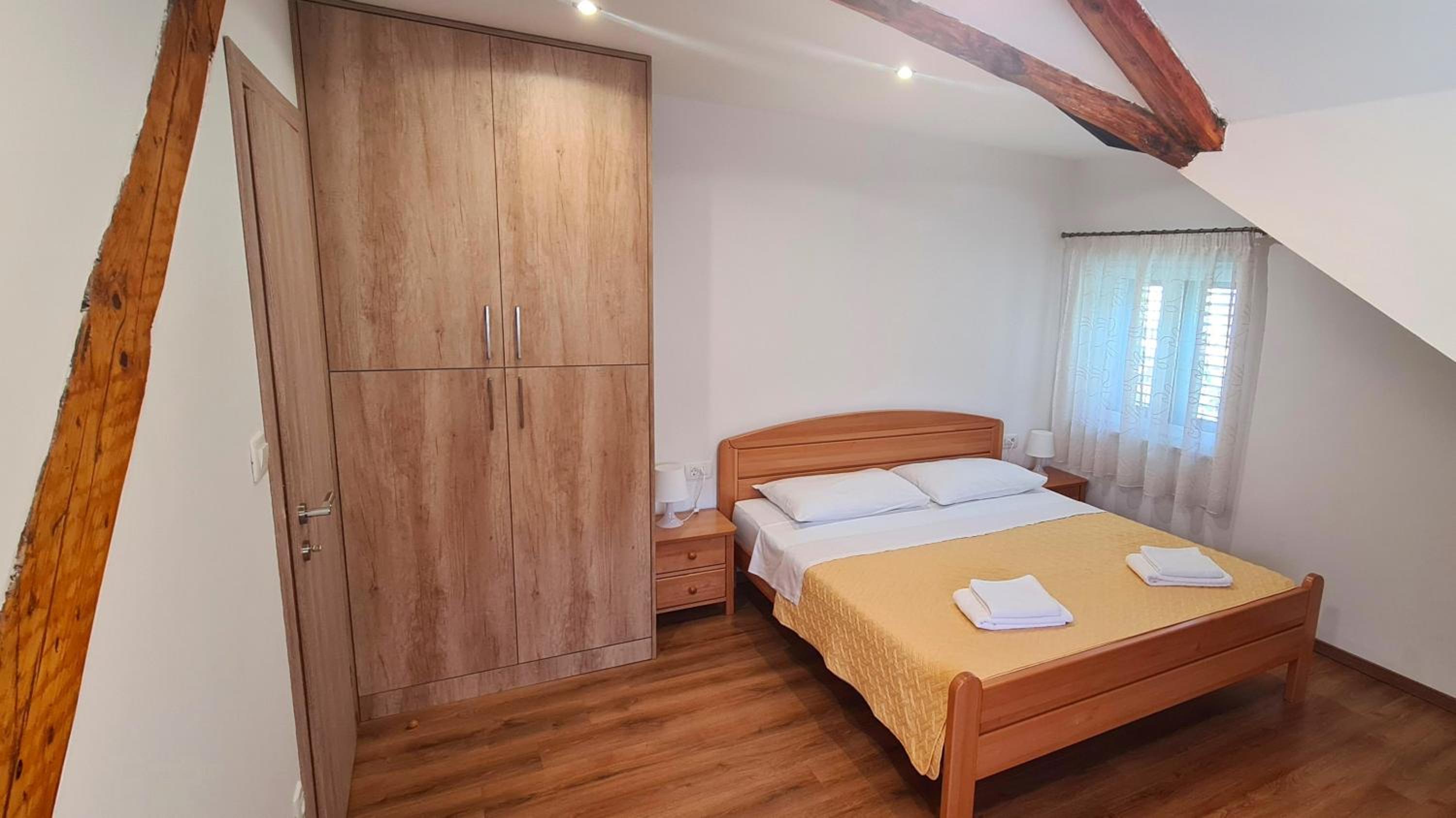 One-Bedroom Apartment - Photo 13