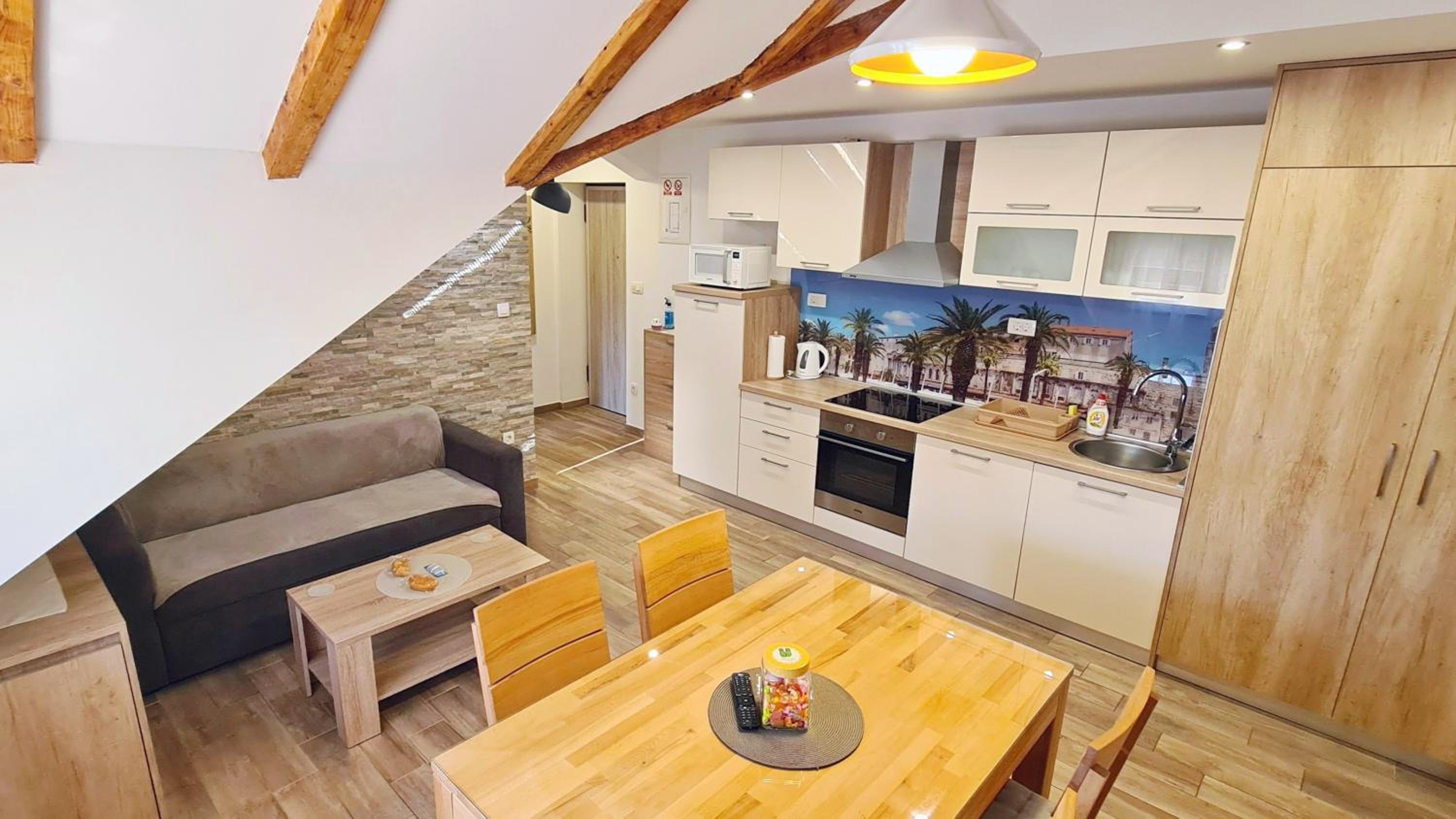 One-Bedroom Apartment - Photo 19