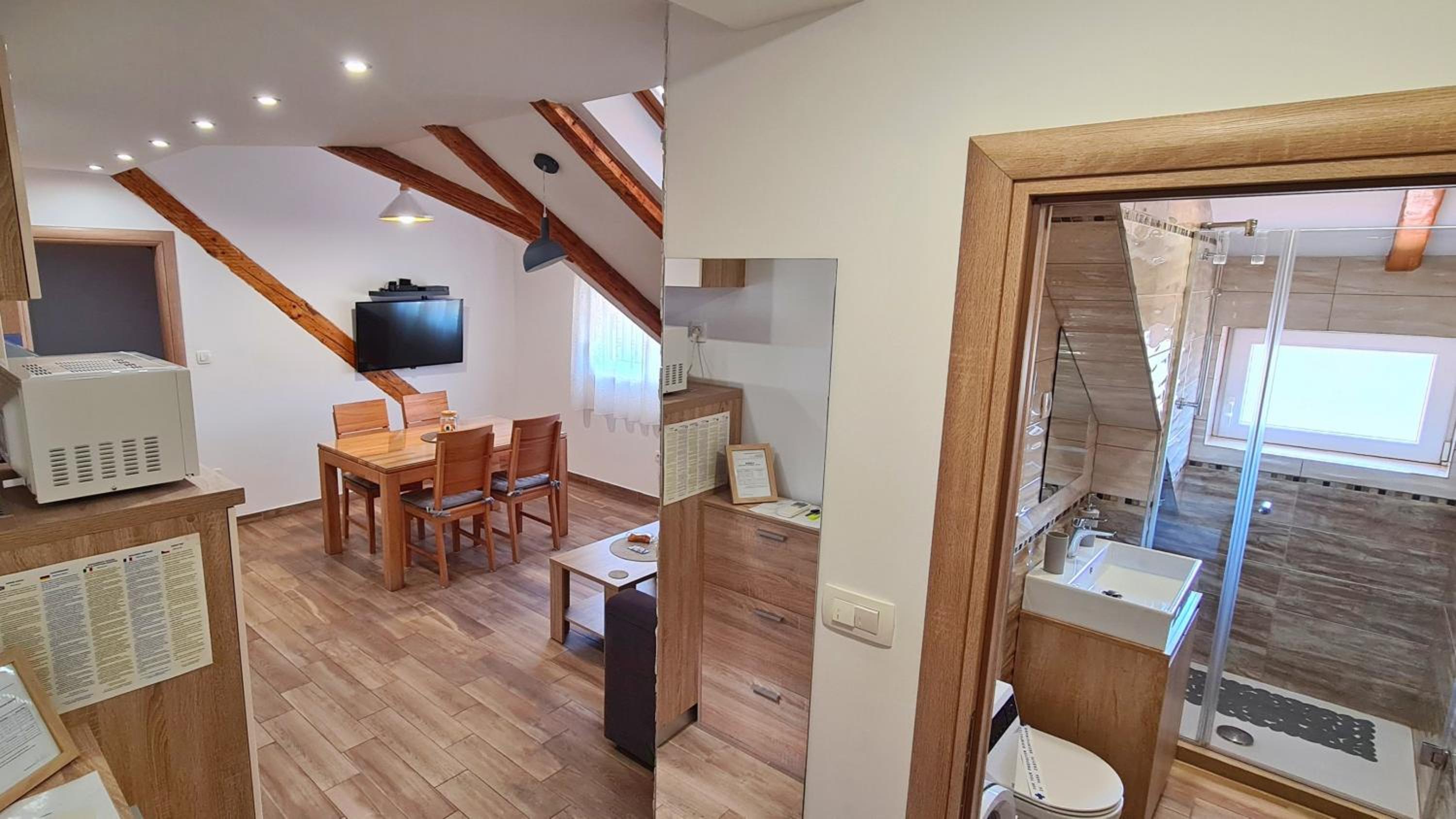 One-Bedroom Apartment - Photo 5