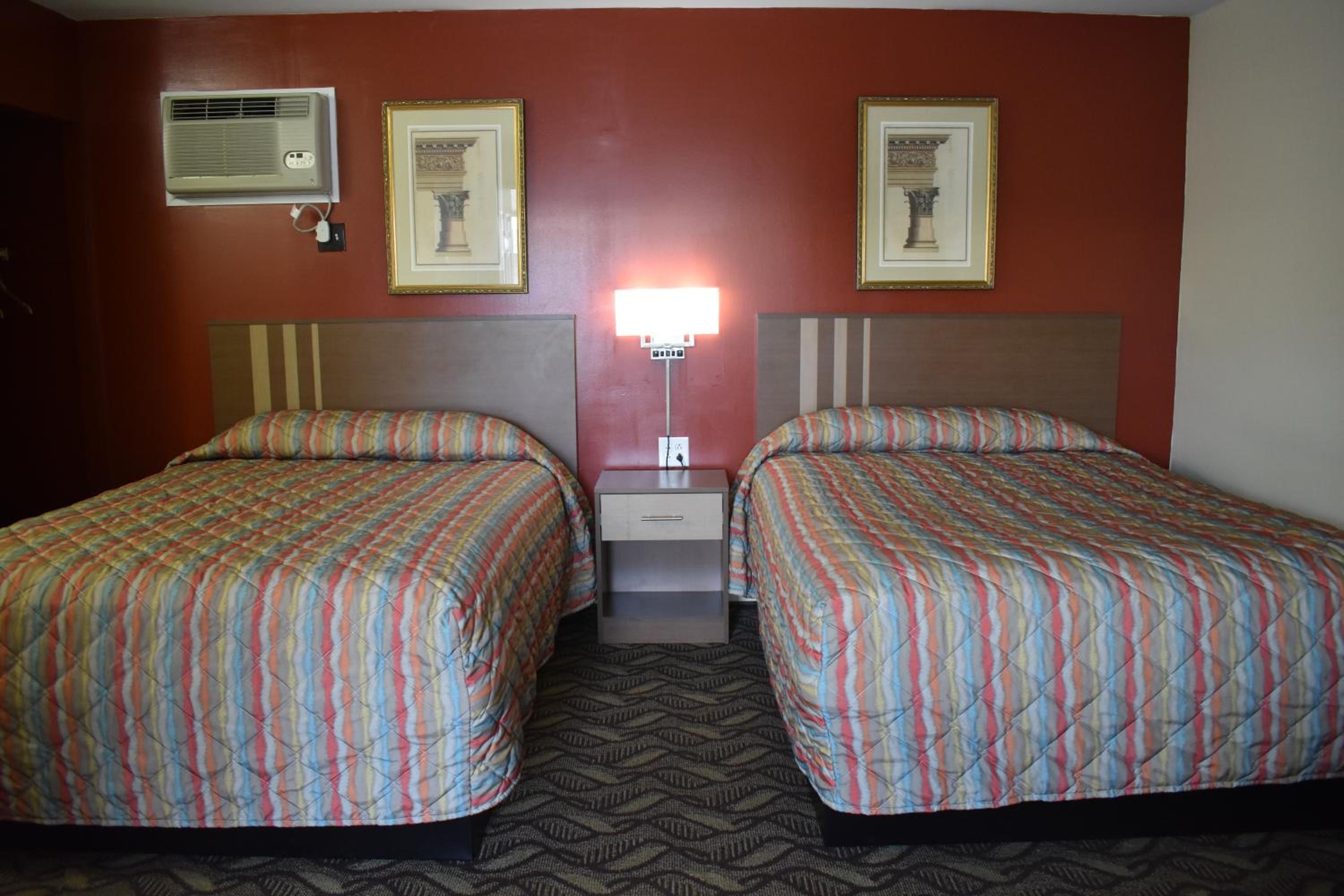 Double Room with Two Double Beds - Smoking