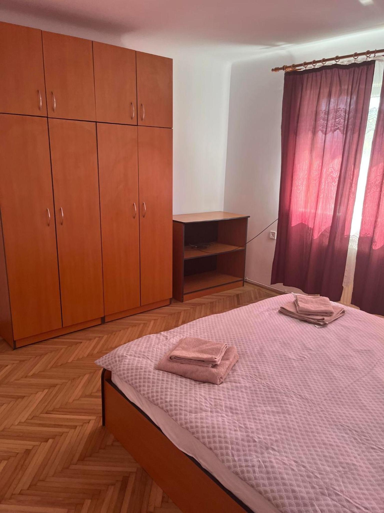 Two-Bedroom Apartment - Photo 3