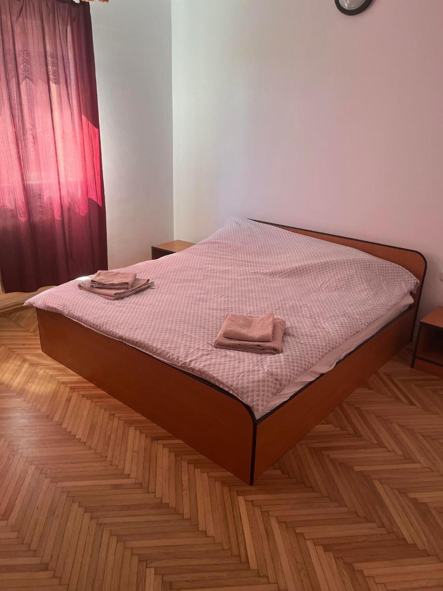 Two-Bedroom Apartment - Photo 5