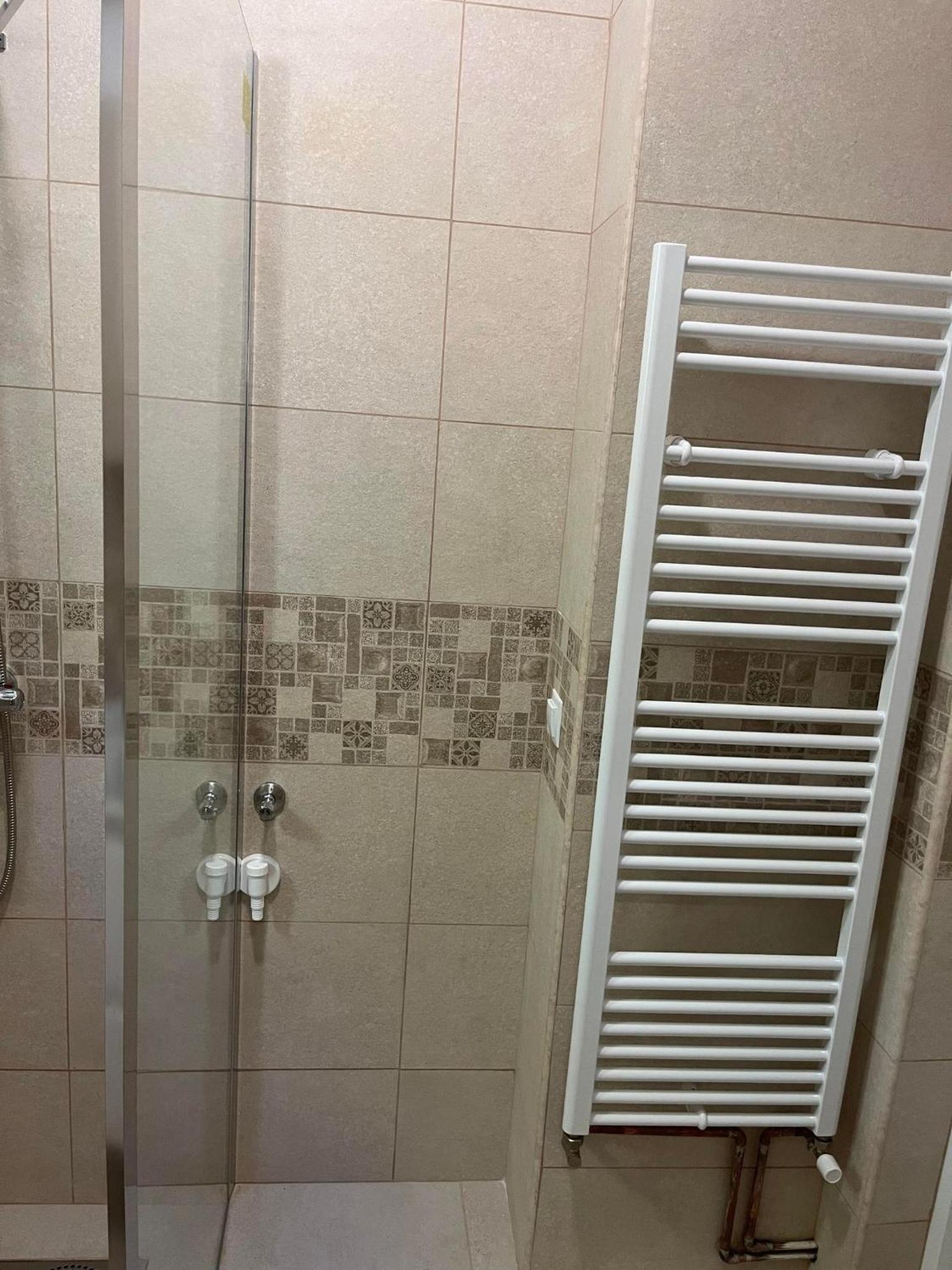 Two-Bedroom Apartment - Photo 8